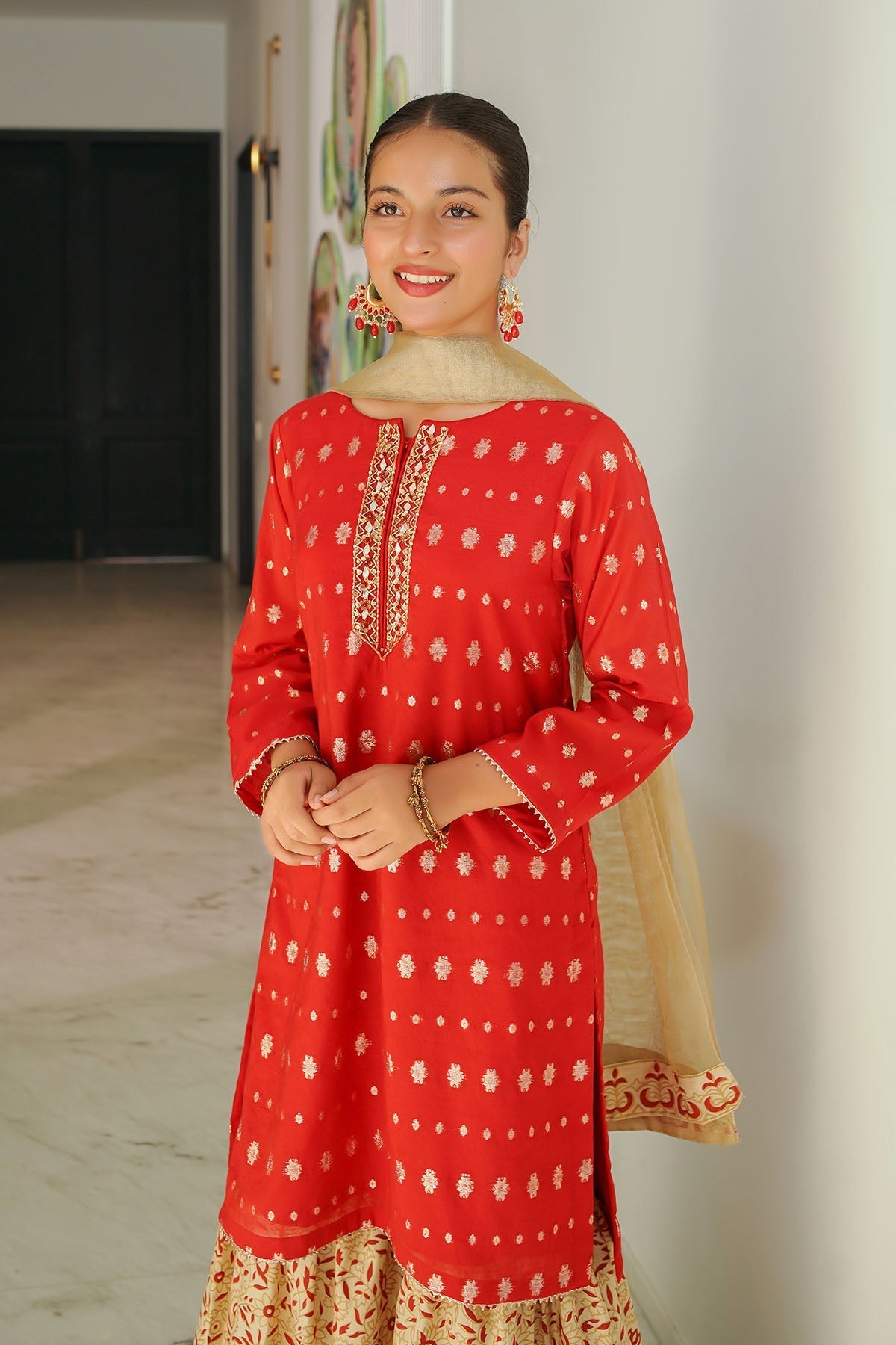 Ochre Clothing Zari Jacquard Hand Adda Work 3 Pc Suit Collection'2025-SHD-08
