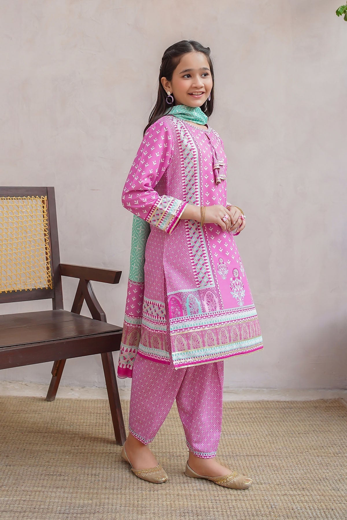 Ochre Clothing Girls Full Suits Swiss Lawn Digital Printed 3 Pc Suit