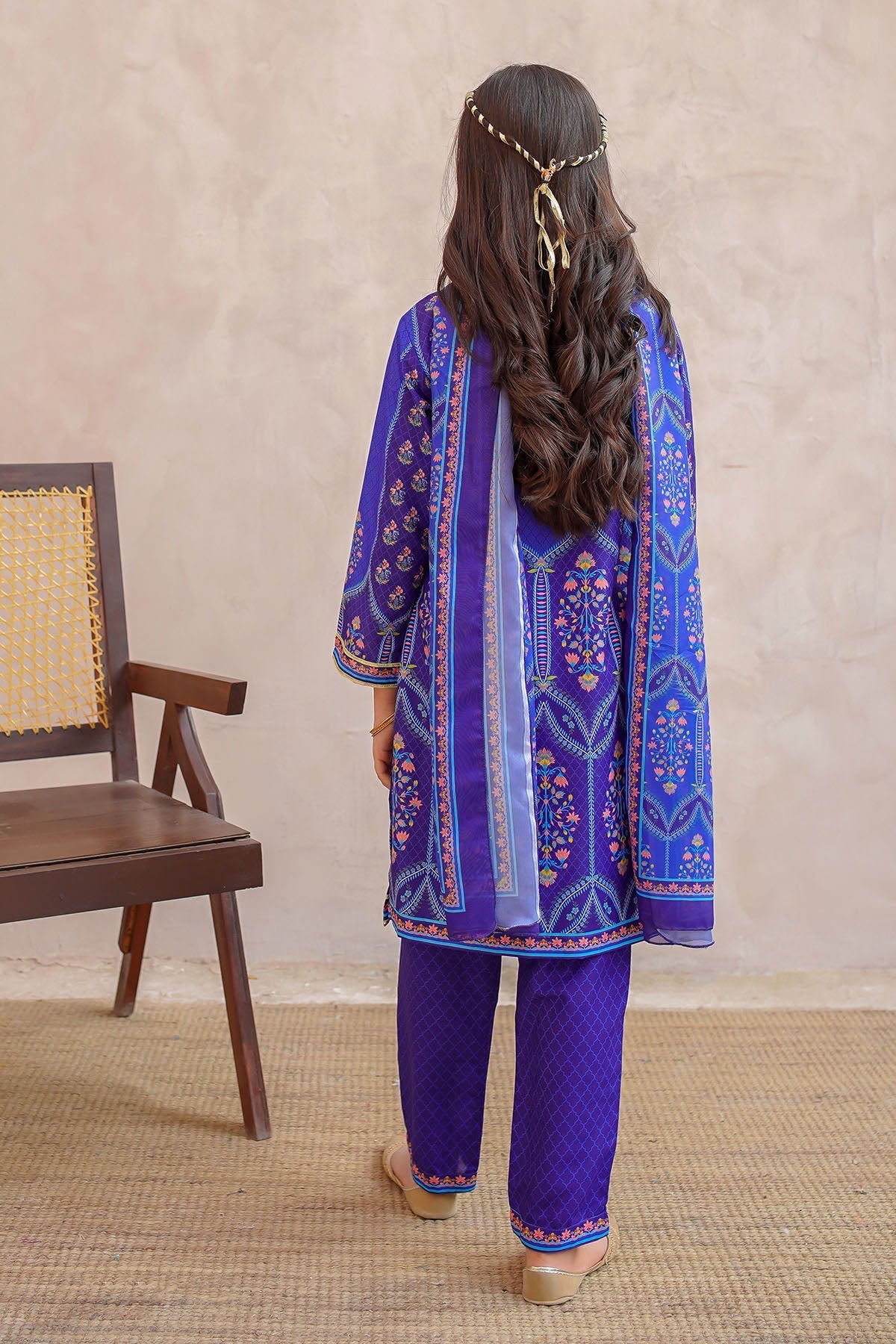 Ochre Clothing Girls Full Suits Swiss Lawn Digital Printed 3 Pc Suit