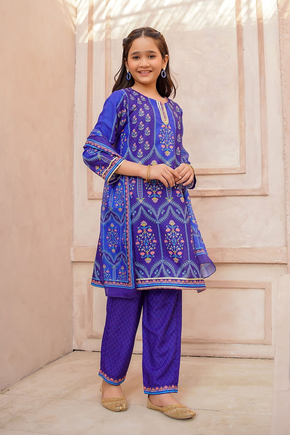 Ochre Clothing Girls Full Suits Swiss Lawn Digital Printed 3 Pc Suit