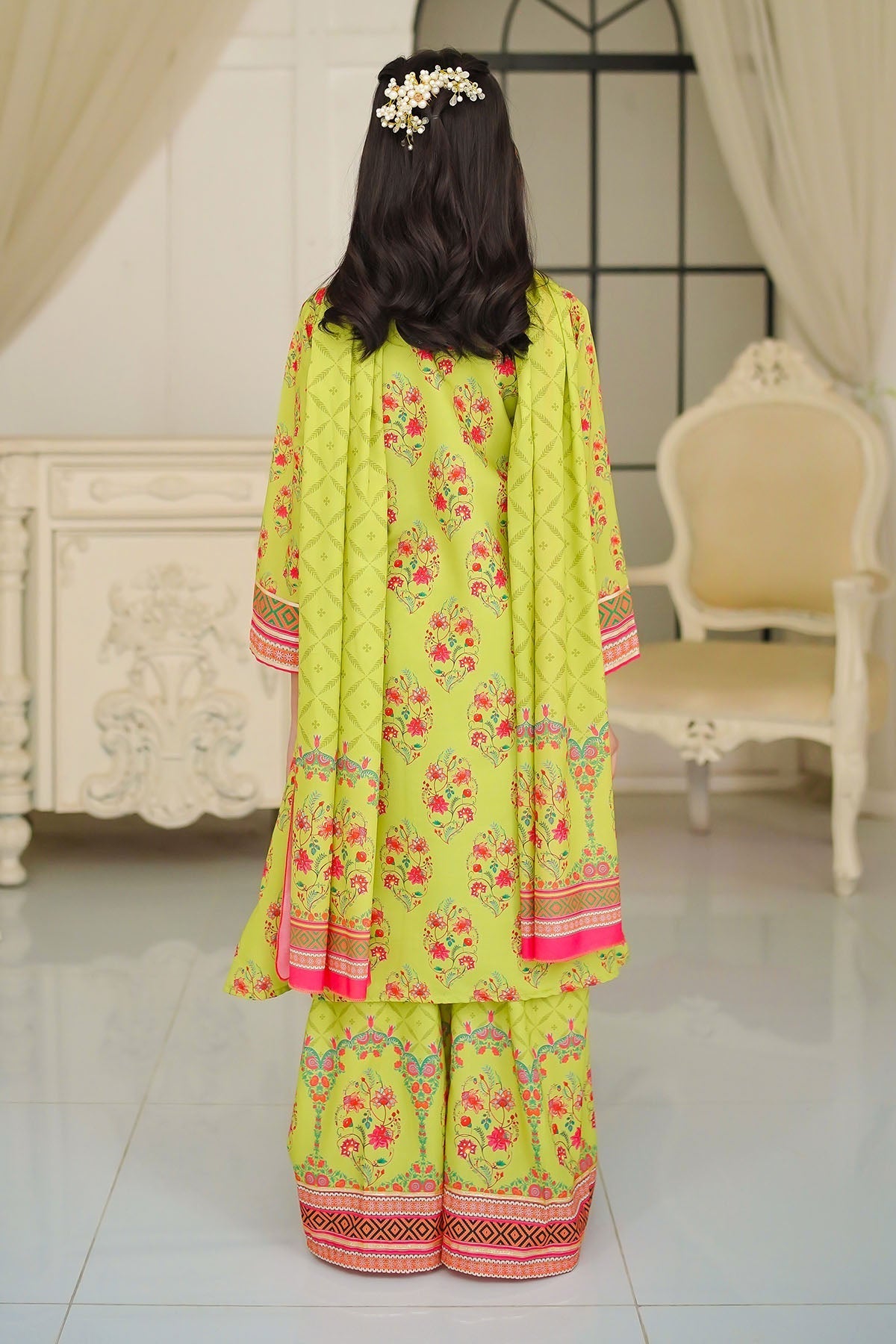 Ochre Clothing Girls Full Suits Swiss Lawn Digital Printed 3 Pc Suit
