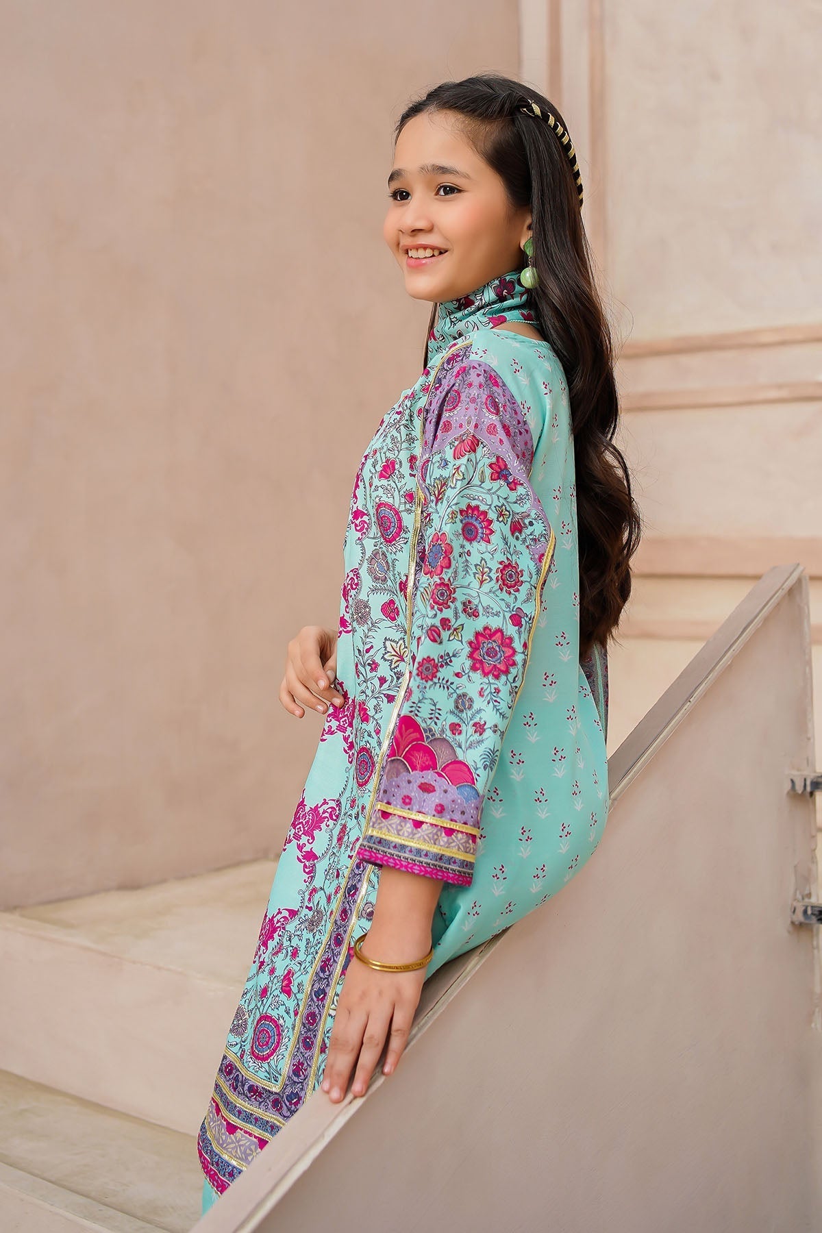 Ochre Clothing Girls Full Suits Swiss Lawn Digital Printed 3 Pc Suit