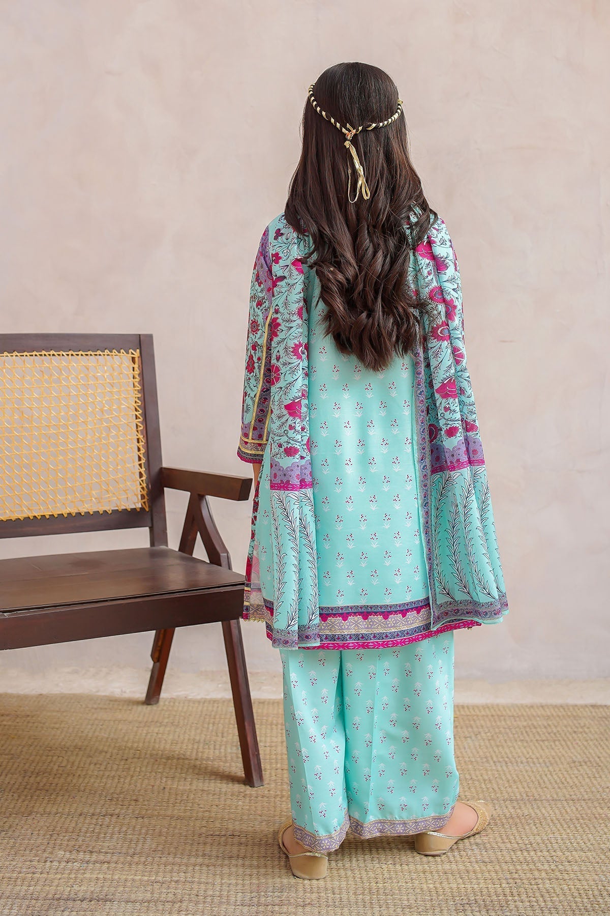Ochre Clothing Girls Full Suits Swiss Lawn Digital Printed 3 Pc Suit