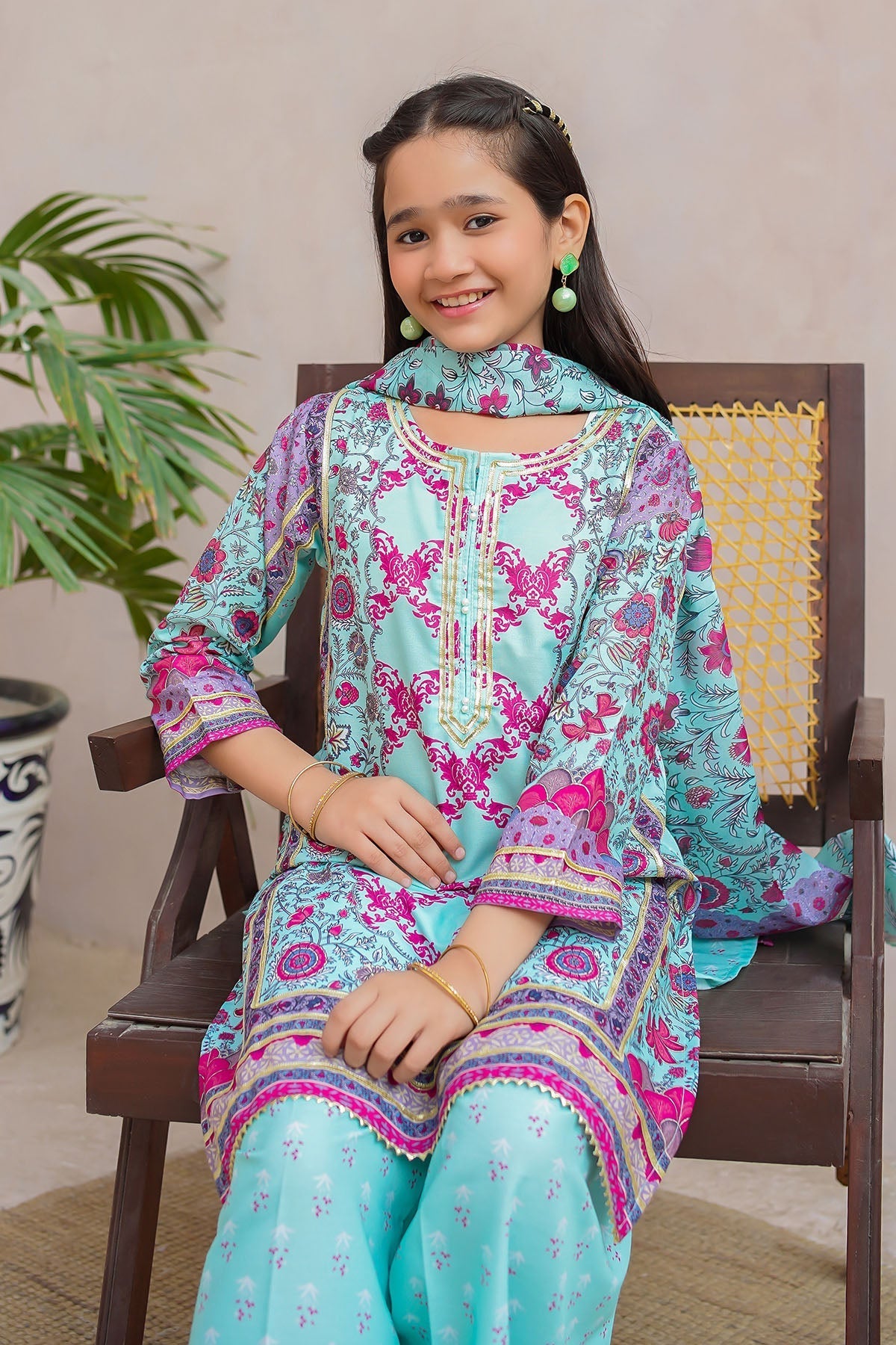 Ochre Clothing Girls Full Suits Swiss Lawn Digital Printed 3 Pc Suit
