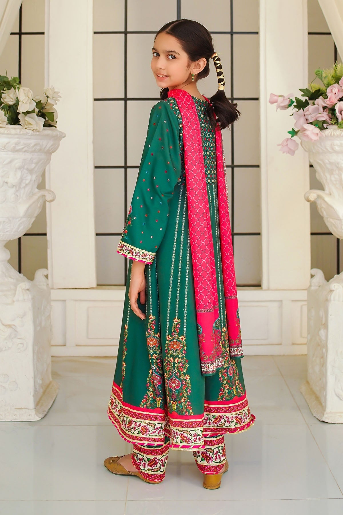 Ochre Clothing Girls Full Suits Swiss Lawn Digital Printed 3 Pc Suit