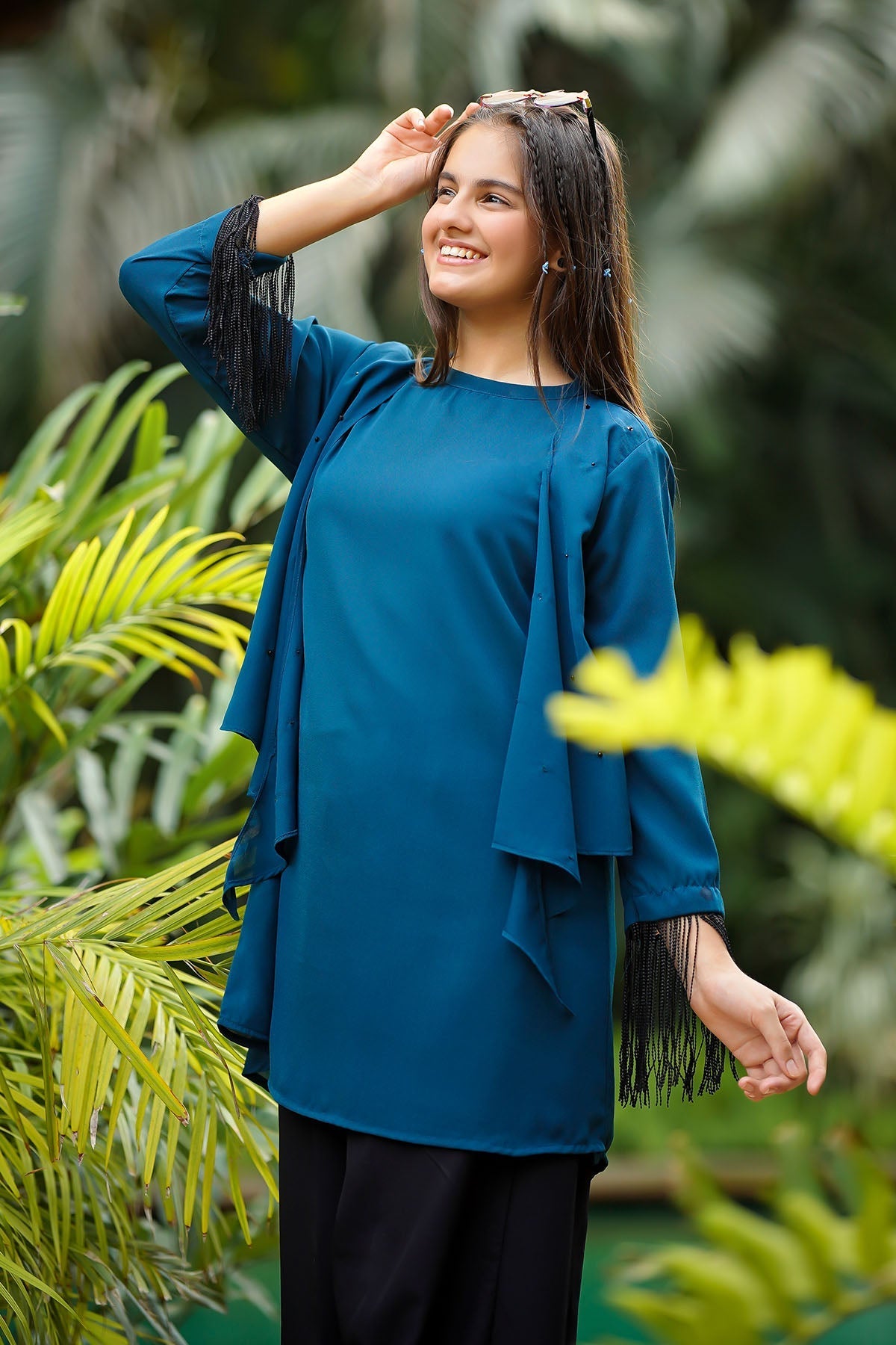 Ochre Clothing Girls Full Suits Georgette Hand Work 2 Pc Suit