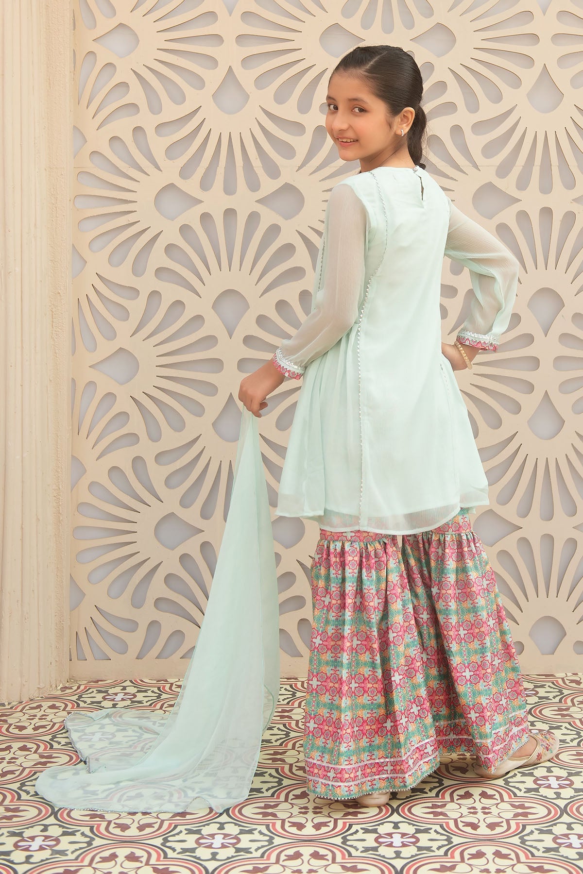 Ochre Clothing Girls Full Suits Chiffon Hand Adda Work 3 Pc Suit