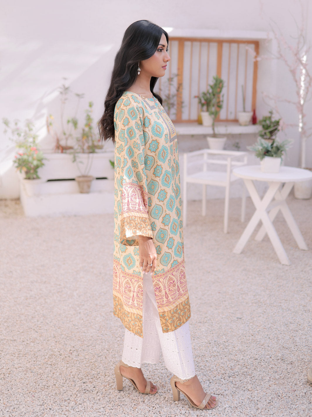 TNG Qaniyah Shirt Collection'2024