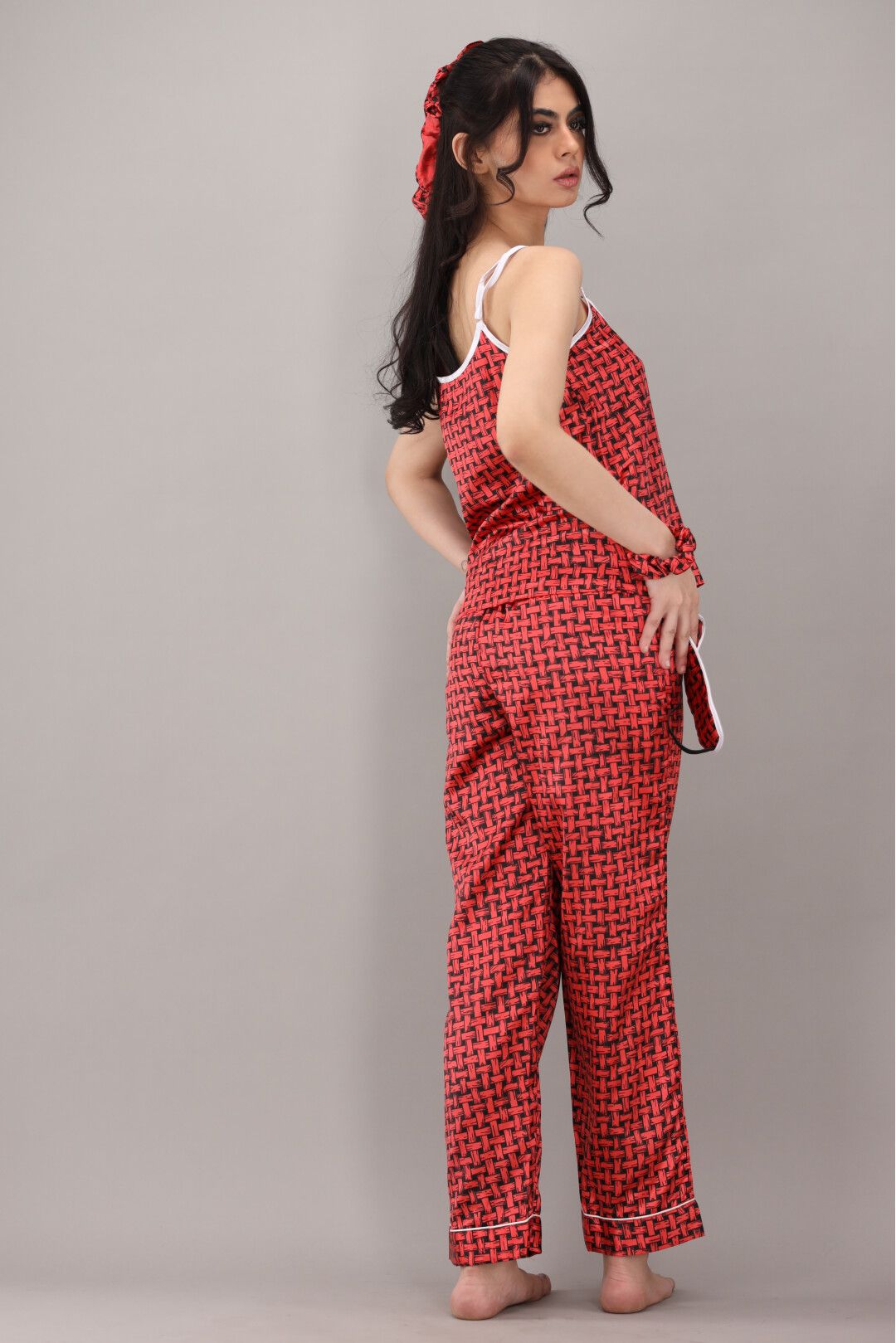 Studio By Arj Eshaal Omani Chic Nightwear Collection – Perfect Blend of Comfort & Fashion Silky Finish Night Dress For Women and Girls 7 Piece Night Wear Women's Pajama Sets