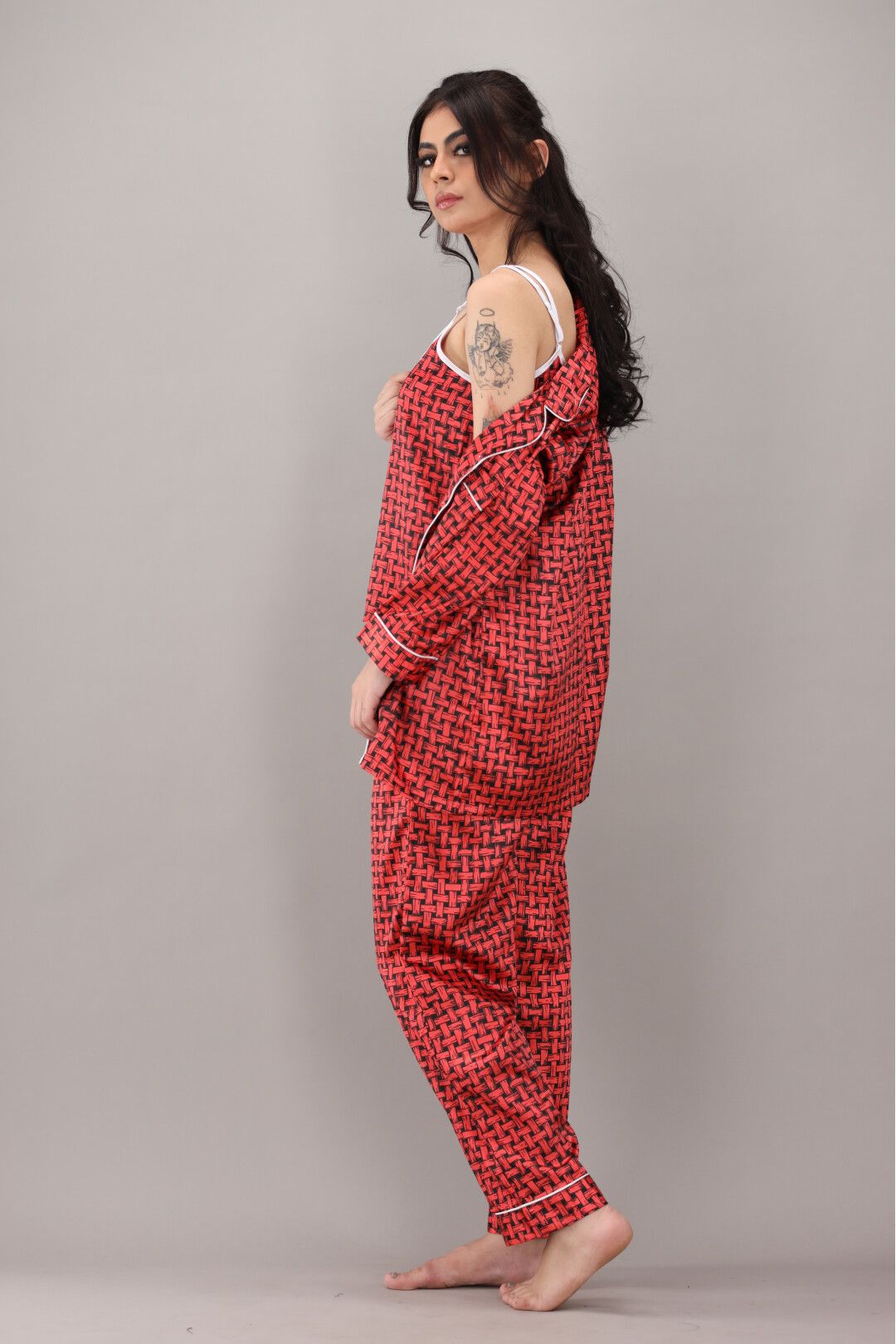 Studio By Arj Eshaal Omani Chic Nightwear Collection – Perfect Blend of Comfort & Fashion Silky Finish Night Dress For Women and Girls 7 Piece Night Wear Women's Pajama Sets