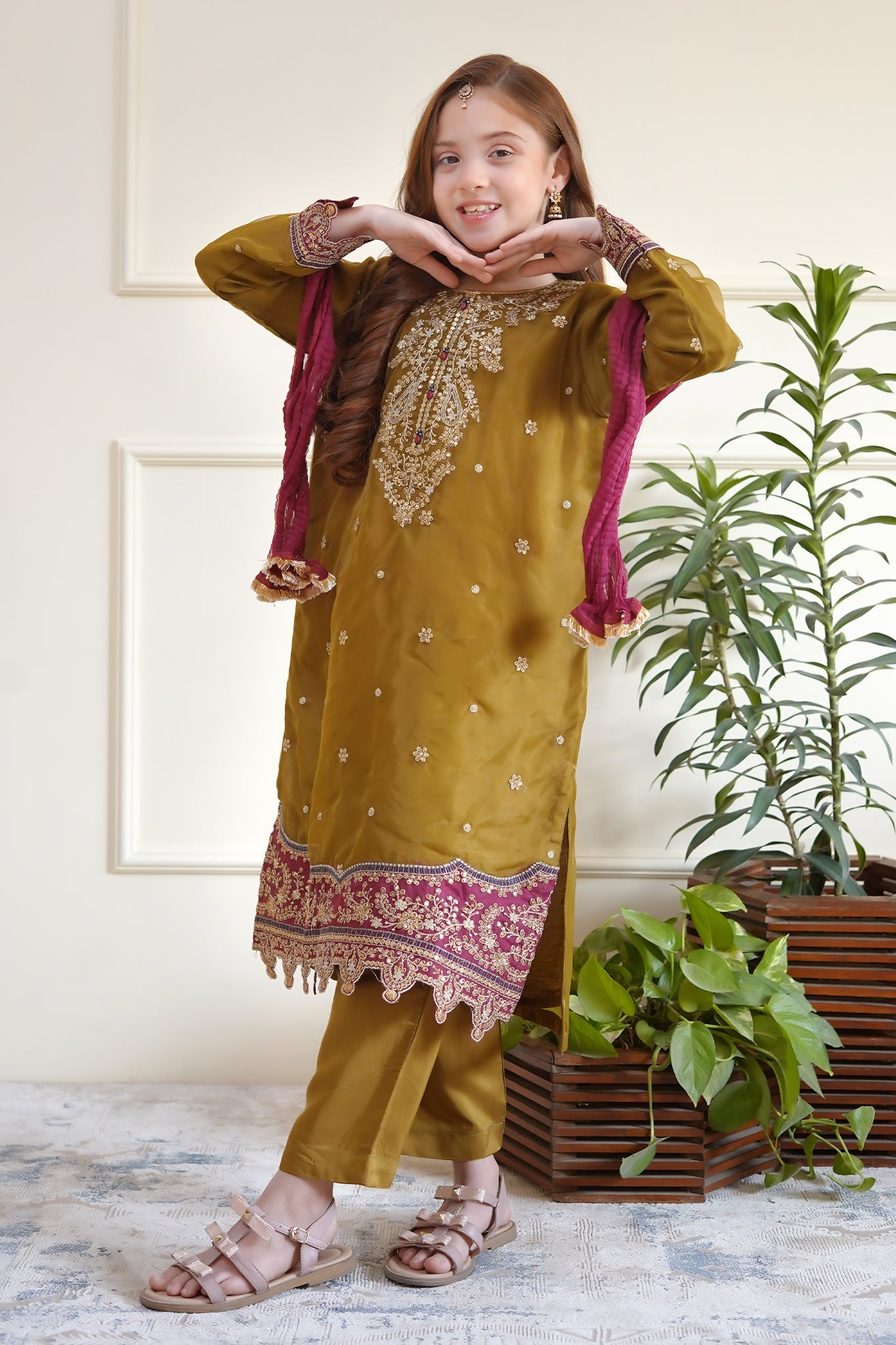 Eid Boutique by Shanzey Stitched 3 Piece Festive Formals Collection-SHK-3504