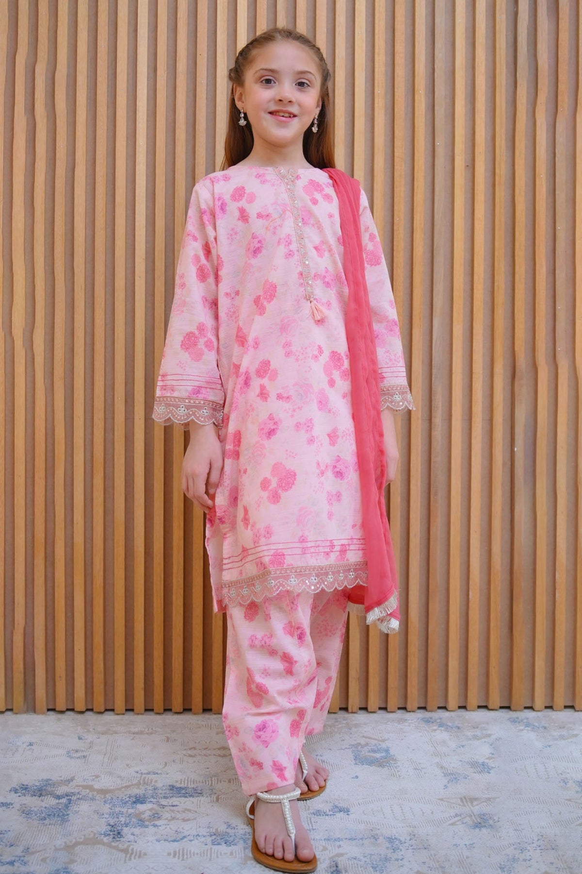 Shanzey Stitched 3 Piece Lawn Farshi Edit Collection'2025-SHK-4423