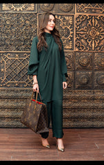 Manahils Stitched Knot Set Green