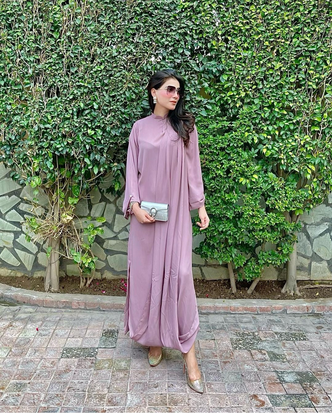 Manahils Stitched Lilac Drape