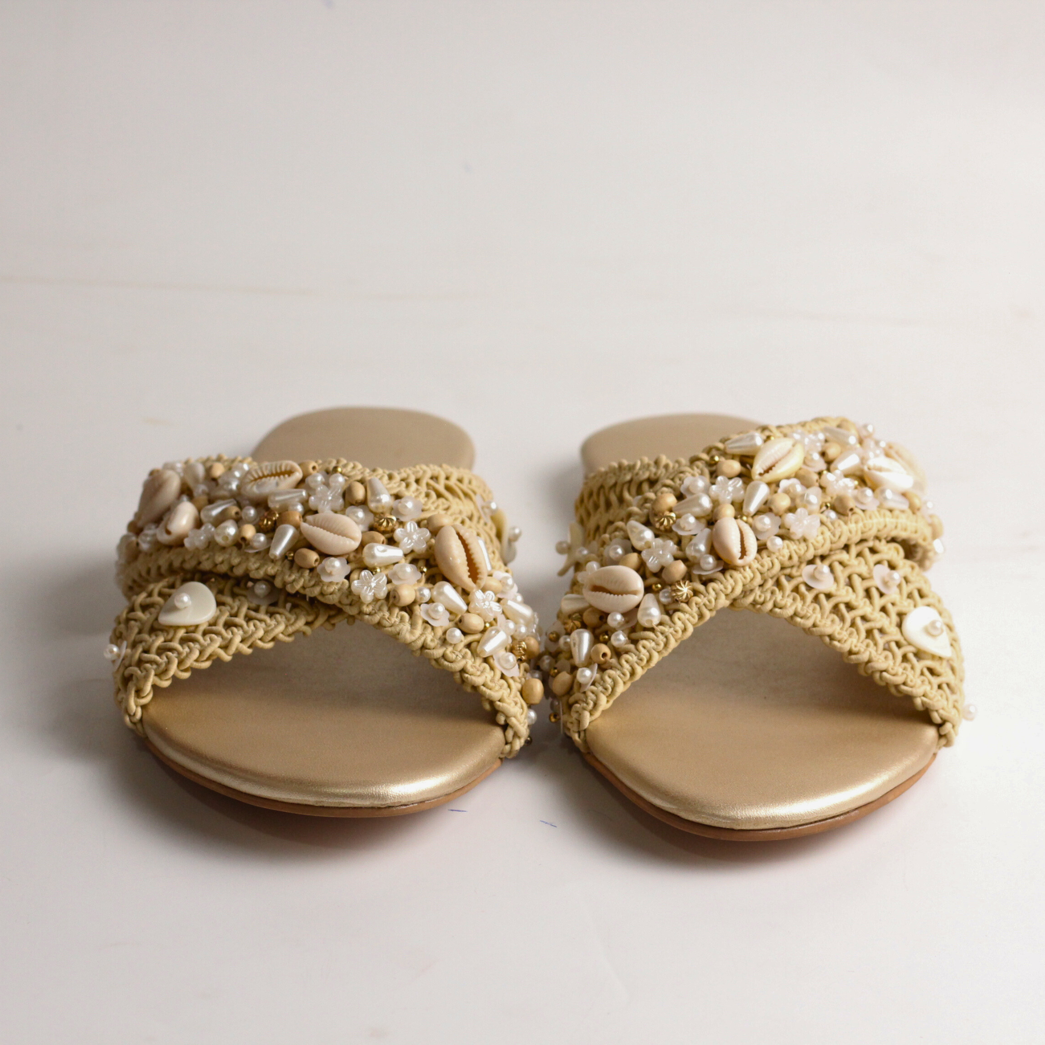 On Your Feets Sliders-Noor-e-Kohsaar