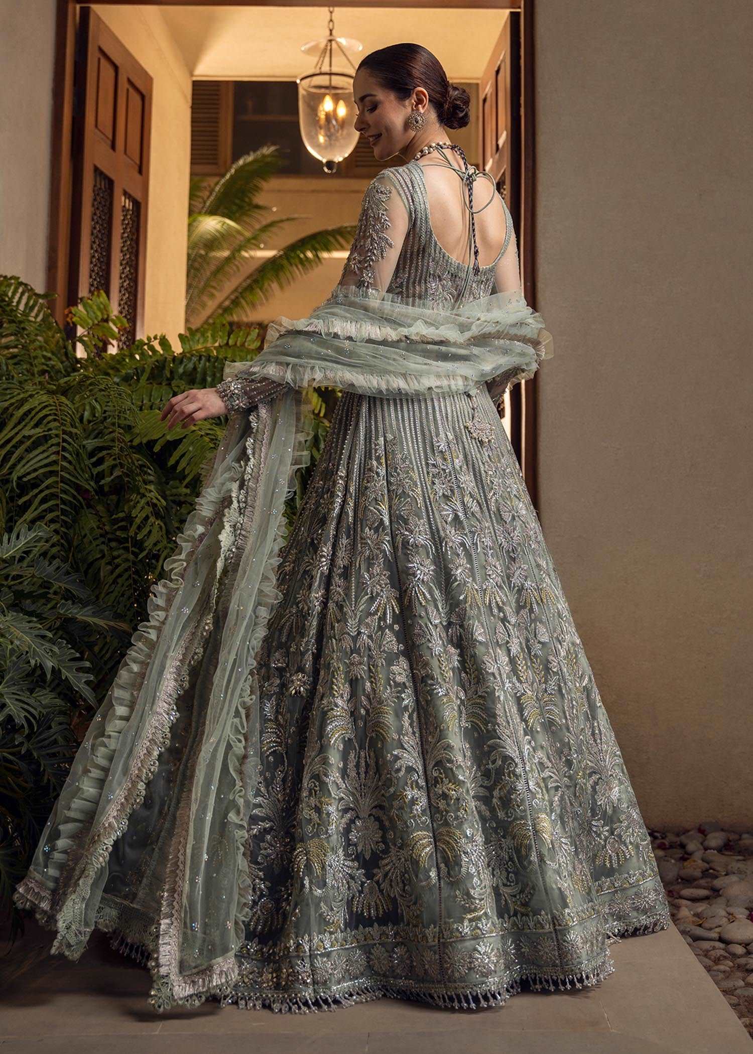 Aik Jhalak by Crimson Unstitched 3 Piece Wedding Collection'2022-06-Swarovski Story