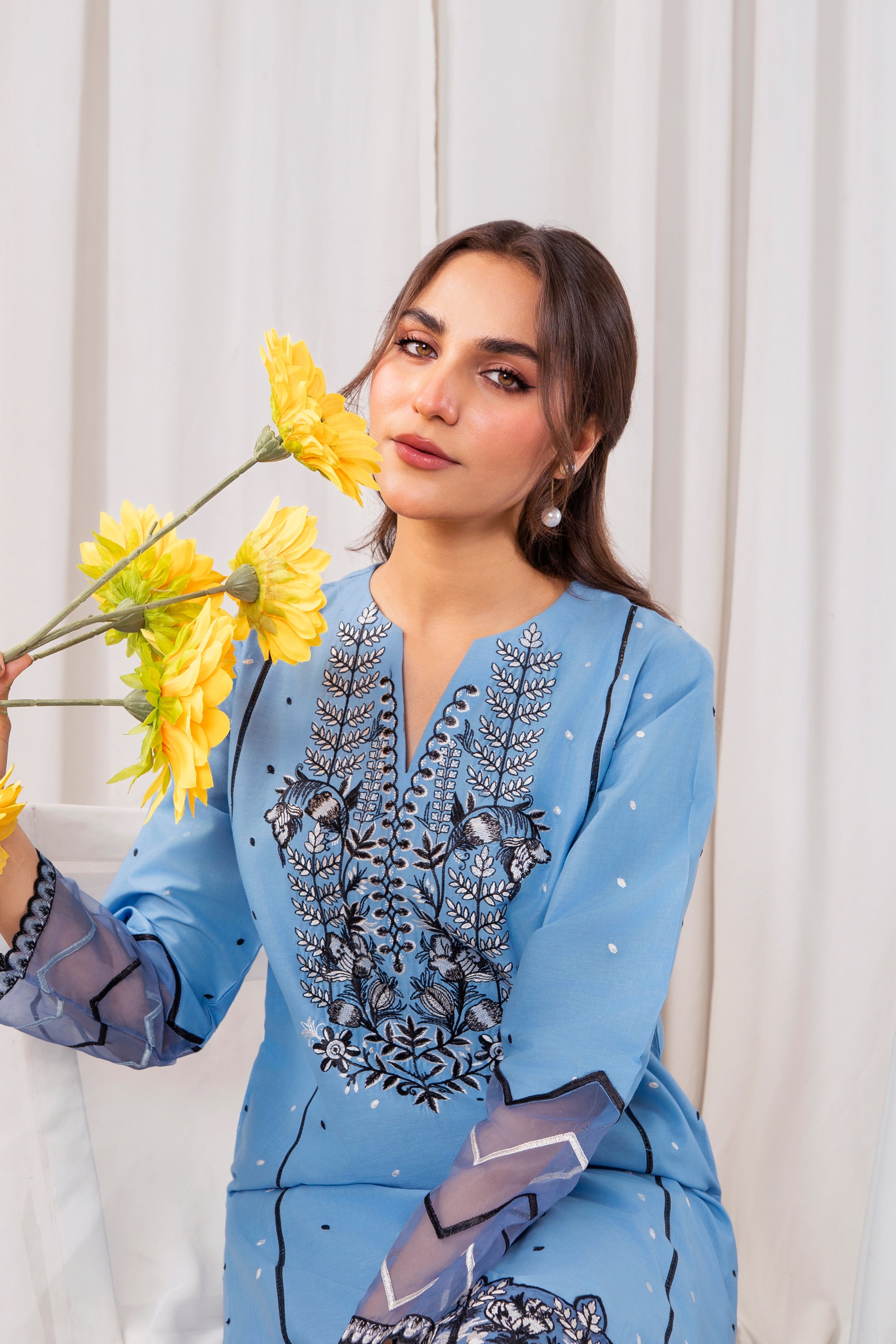 Zoya Zafar Stitched 2 Piece Cotton Collection'2025-Sky Summer