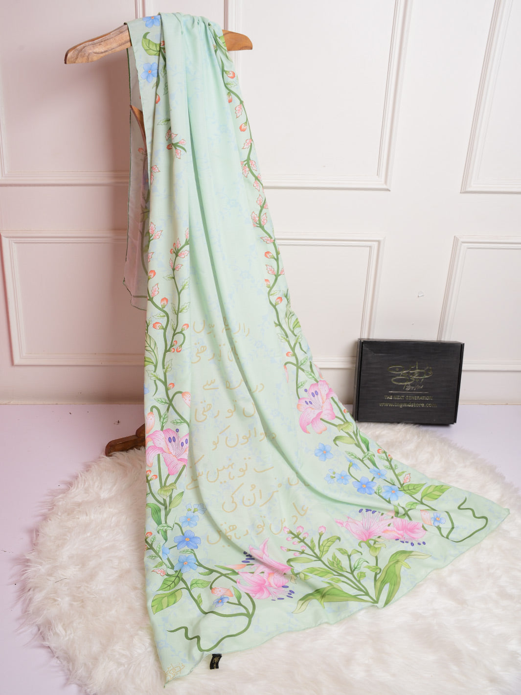 Tng By Md Stole Collection-Aadat Stole (Crystal Green)