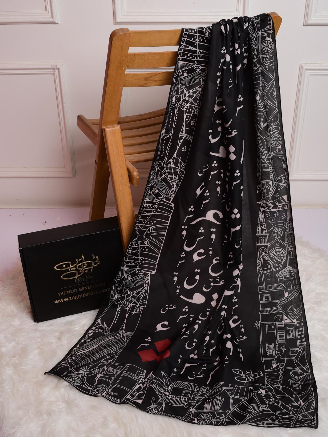 Tng By Md Men Stole Collection-Ishq Ke Tukre Stole (Black - Men)