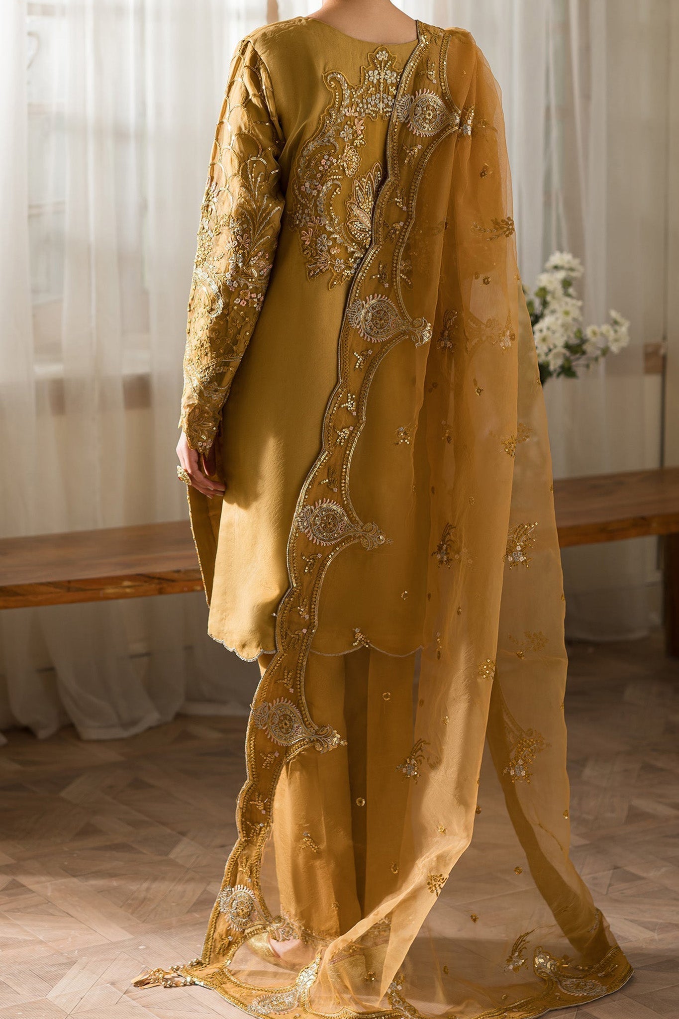 Suave By Emaan Adeel Unstitched 3 Piece Luxury Formals Collection'2024-SU-04-Zoe