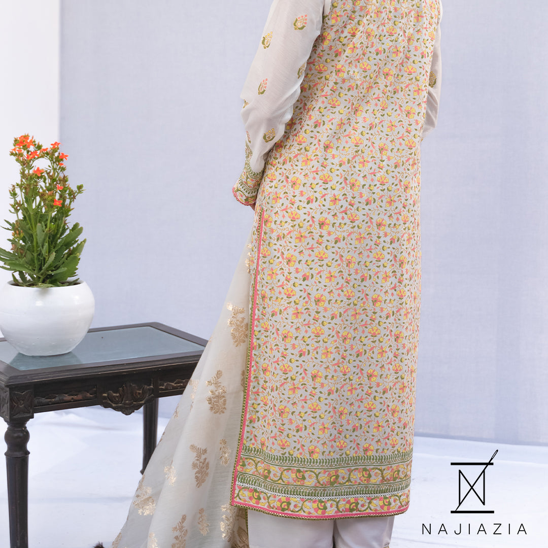 Najia Zia Unstitched 3 Piece Lawn Collection'2025-Pearl