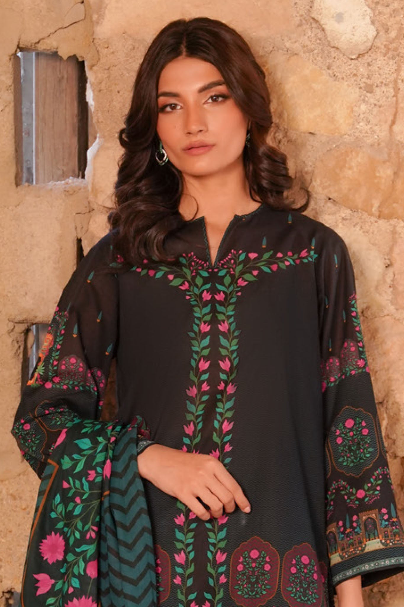 Selene By Sahar Unstitched 3 Piece Printed Lawn Vol-02 Collection'2025-CL-V2-S25-04