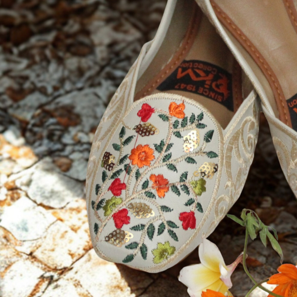 Sidaadi Khussa Collection-Evelyn