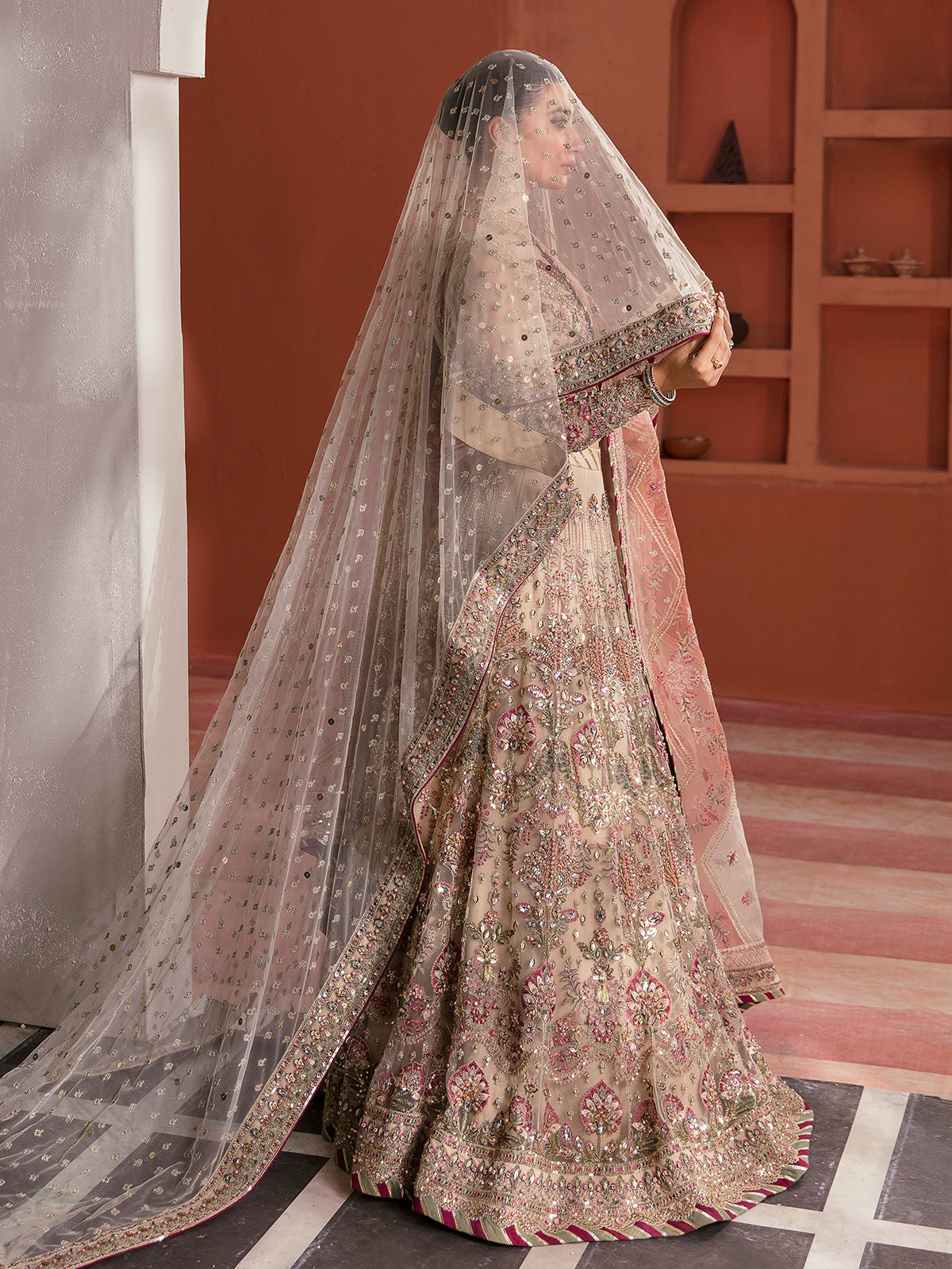 Zaryaab By Gulaal Unstitched 3 Piece Wedding Formals Collection'2022-Anshah GL-WS-22V1-28 (Ivory White Lehnga Choli)