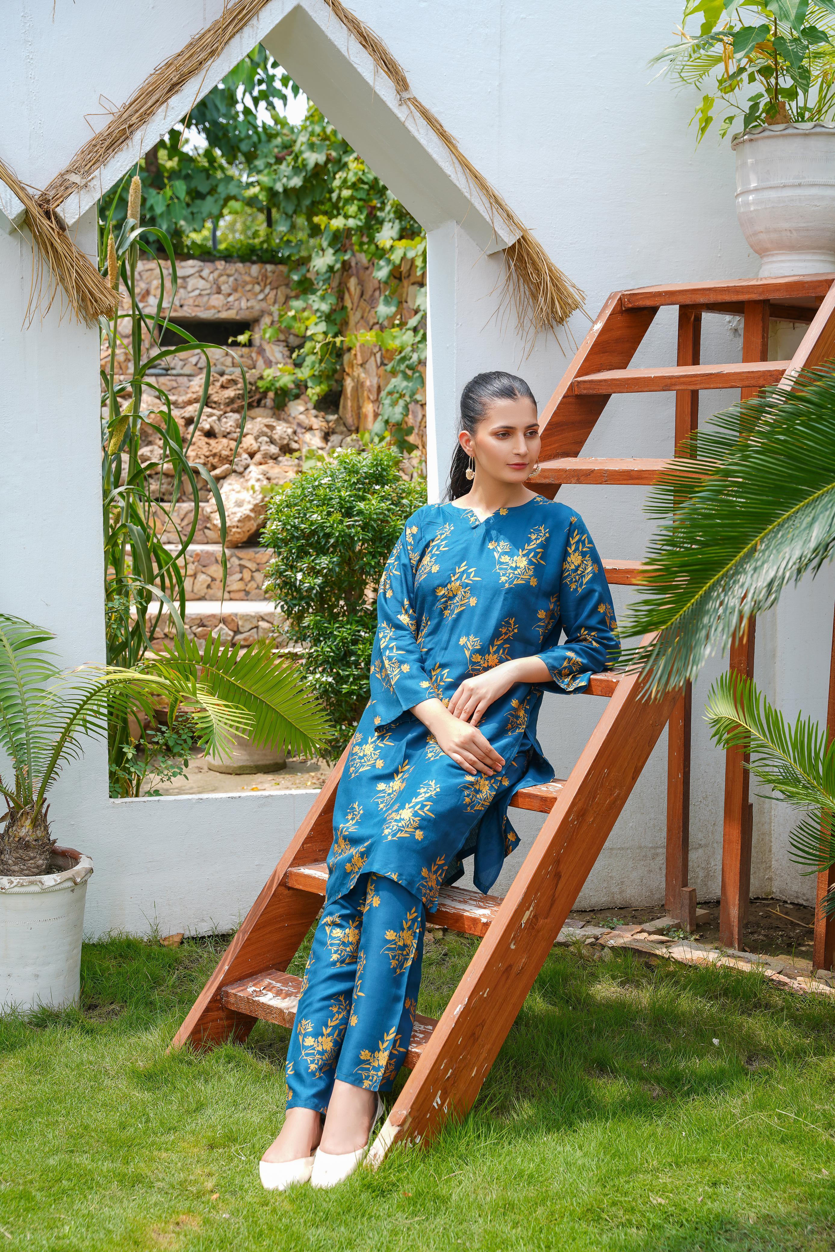 Zaib E Hoor Camellia 2Pcs Stitched Suit