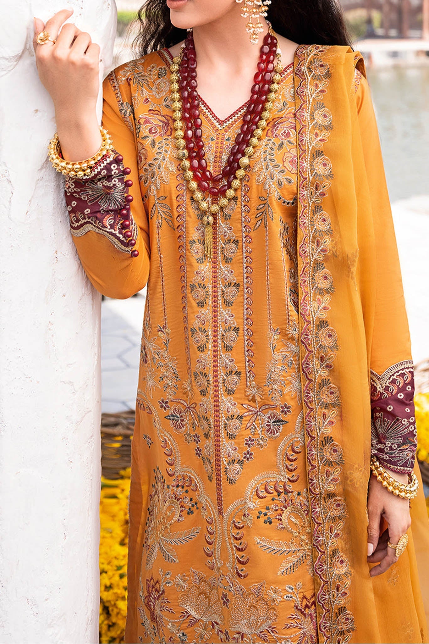 Andaaz by Ramsha Unstitched 3 Piece Luxury Lawn Vol-05 Collection'2023-Z-506