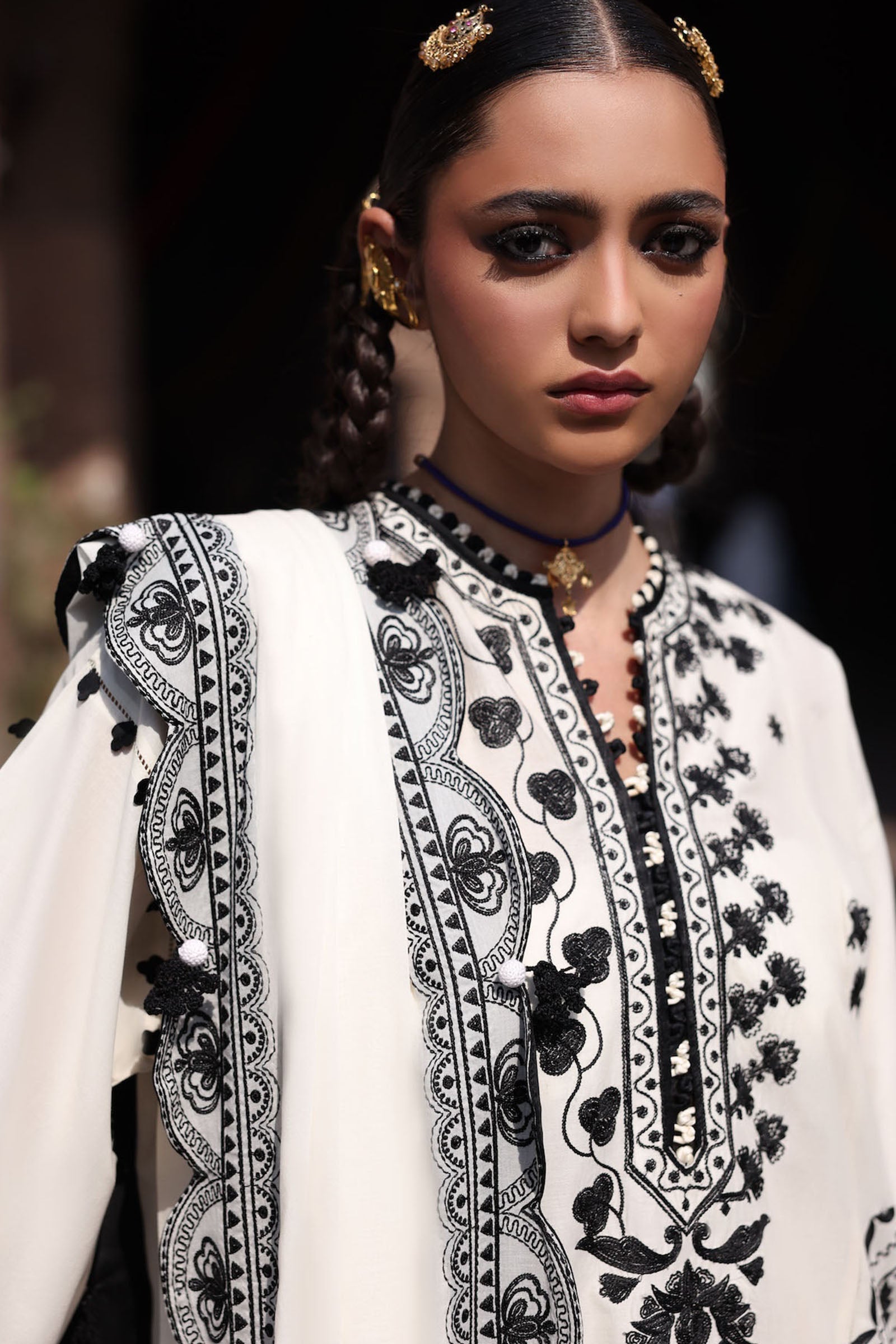 Nagina By Zaha Unstitched 3 Piece Festive Lawn Collection'2025-ZF-25-08-Zarmina