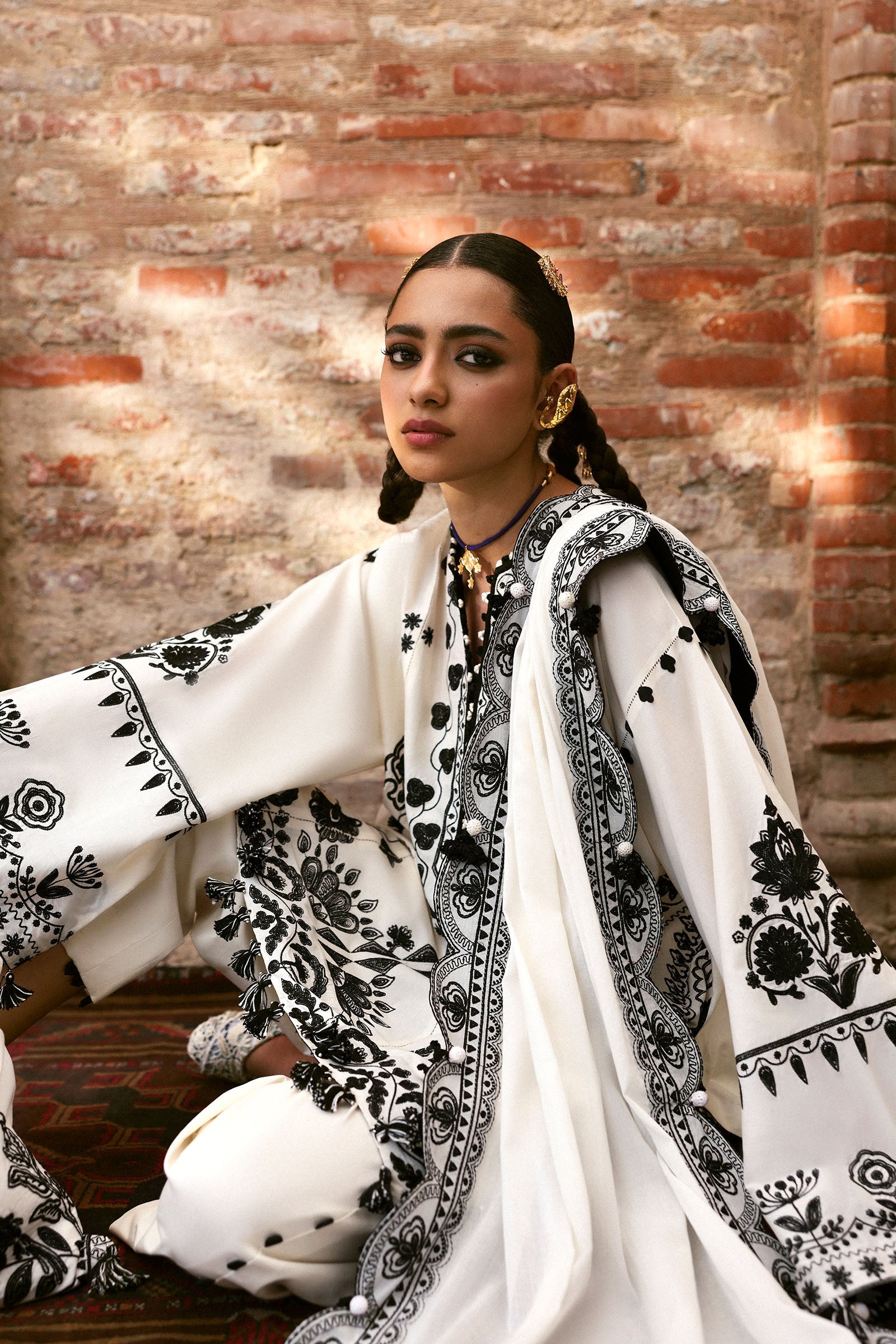 Nagina By Zaha Unstitched 3 Piece Festive Lawn Collection'2025-ZF-25-08-Zarmina