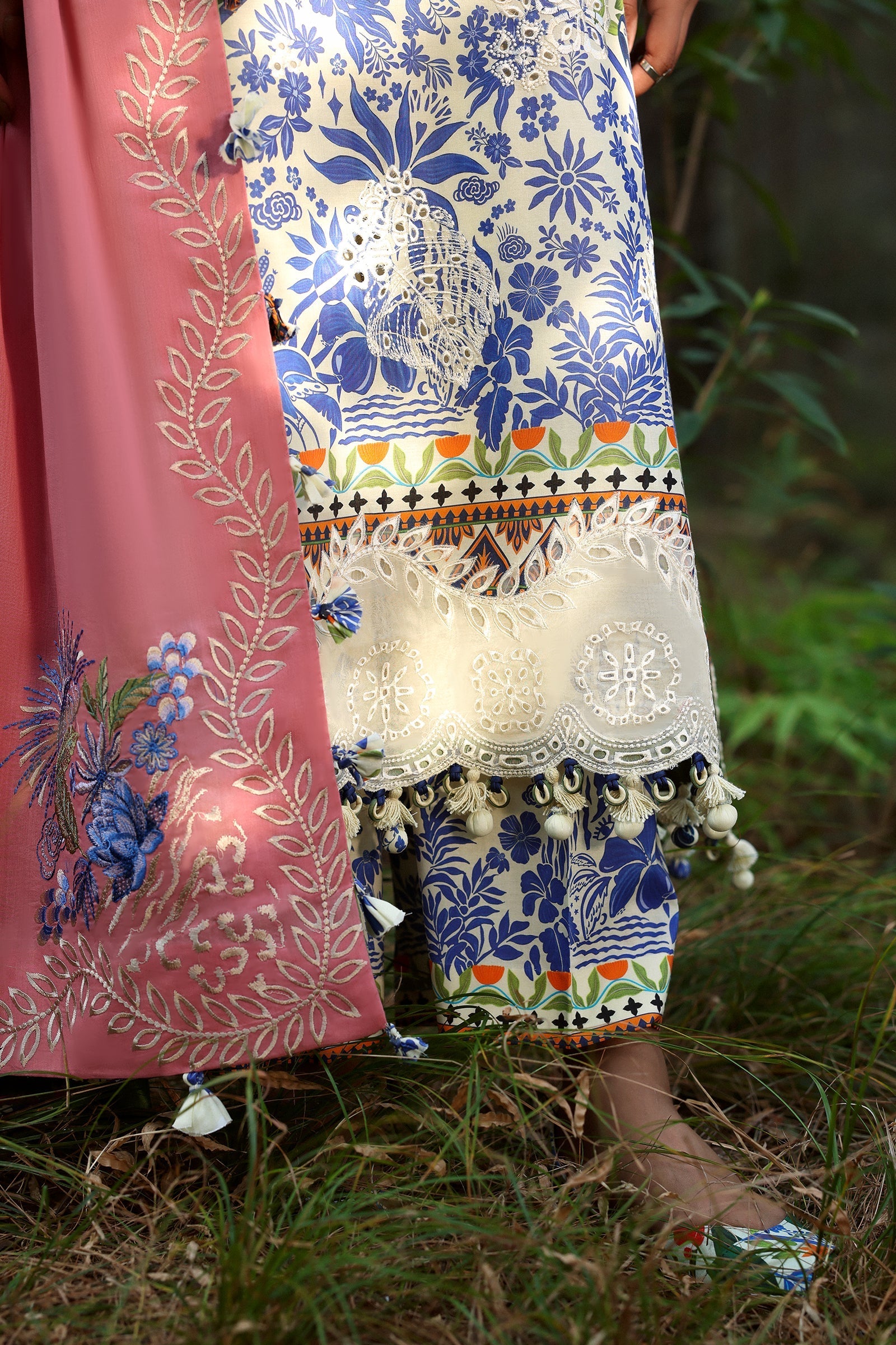 Neelum by Zaha Unstitched 3 Piece Lawn Collection'2025-ZL25-03 B-White Solana