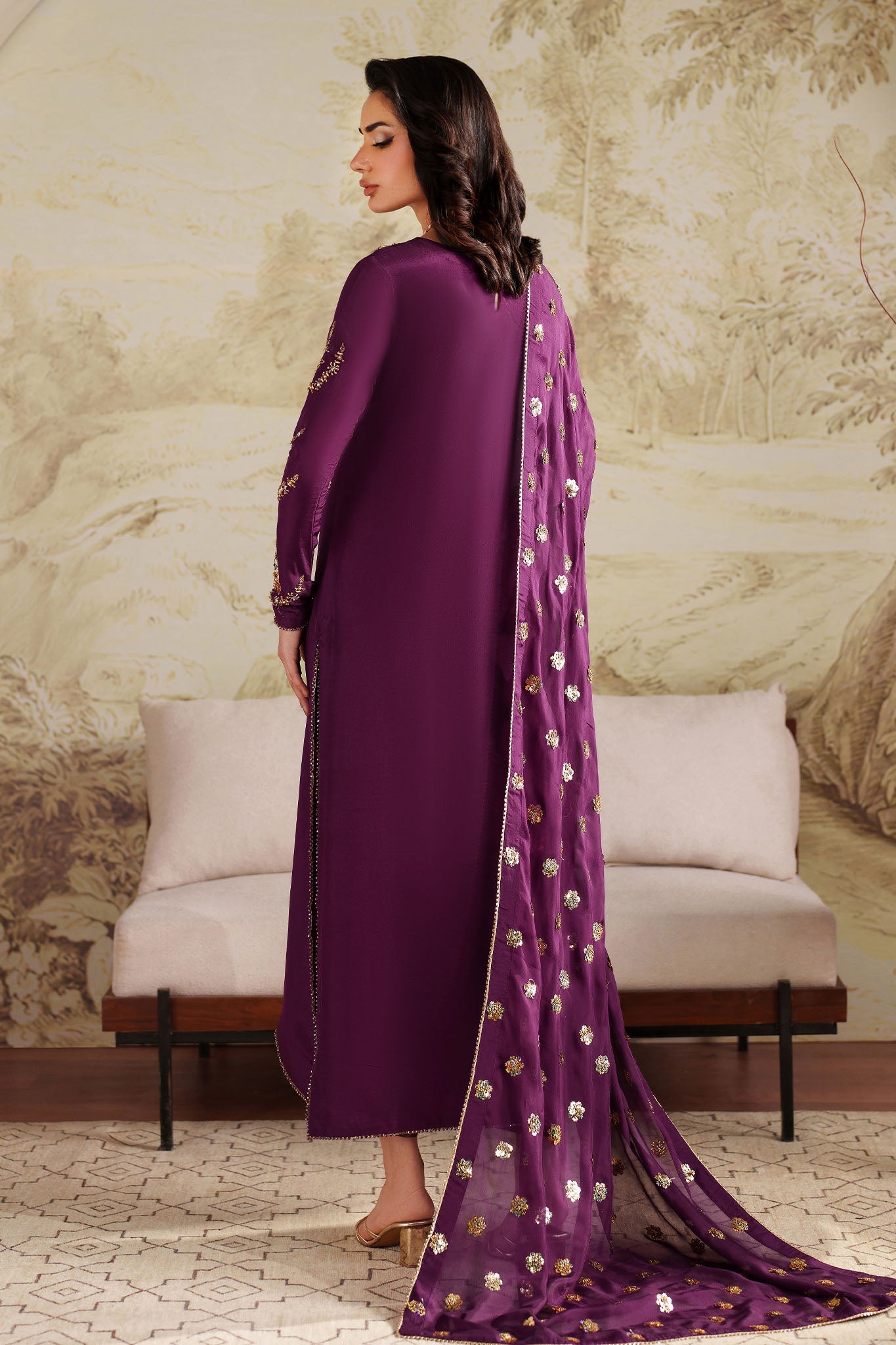Saheera By Zarif Unstitched 3 Piece Formals Collection'2025-ZRF-ZHE-01-Umairah