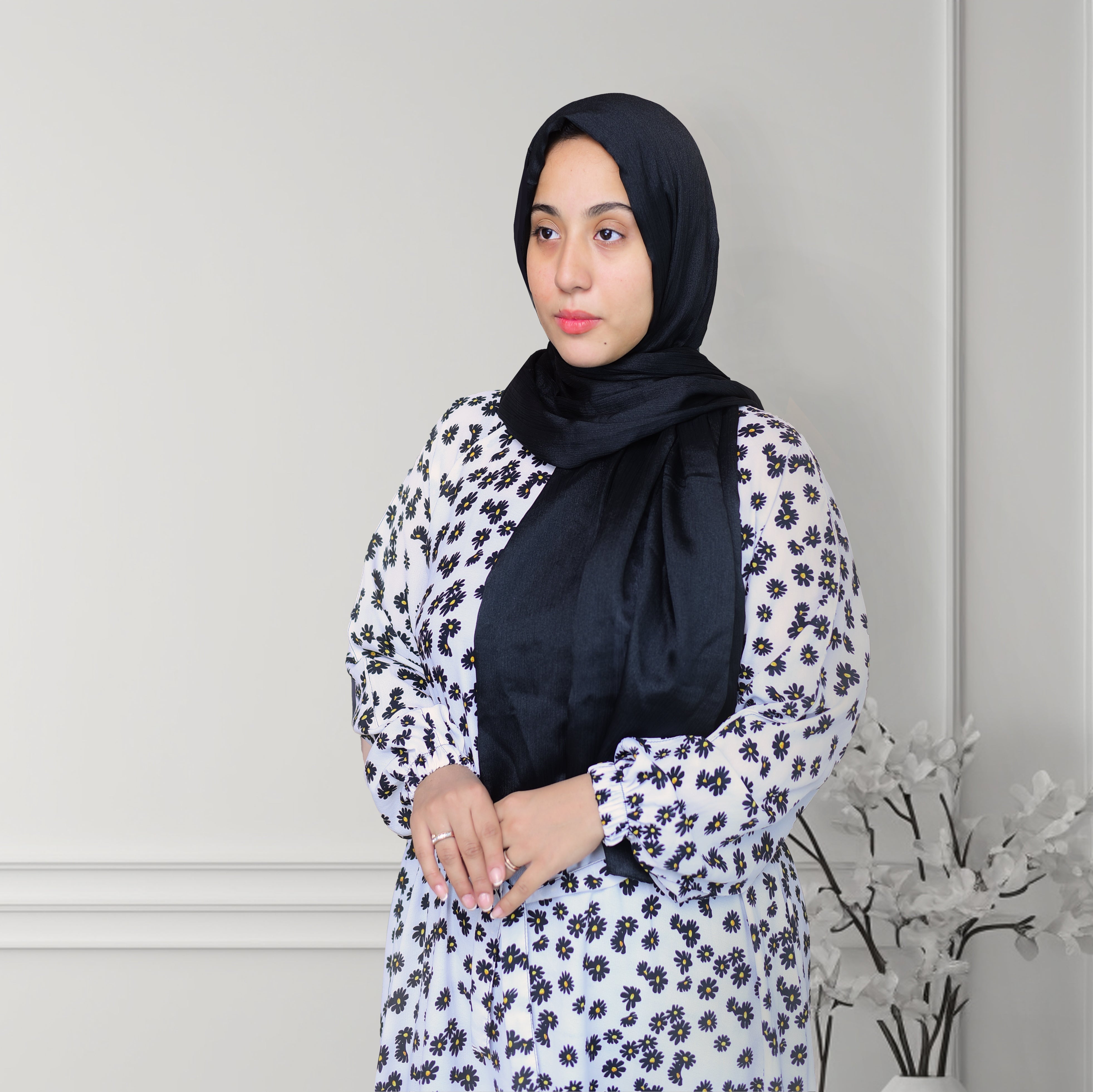 Bustangi Floral Abaya