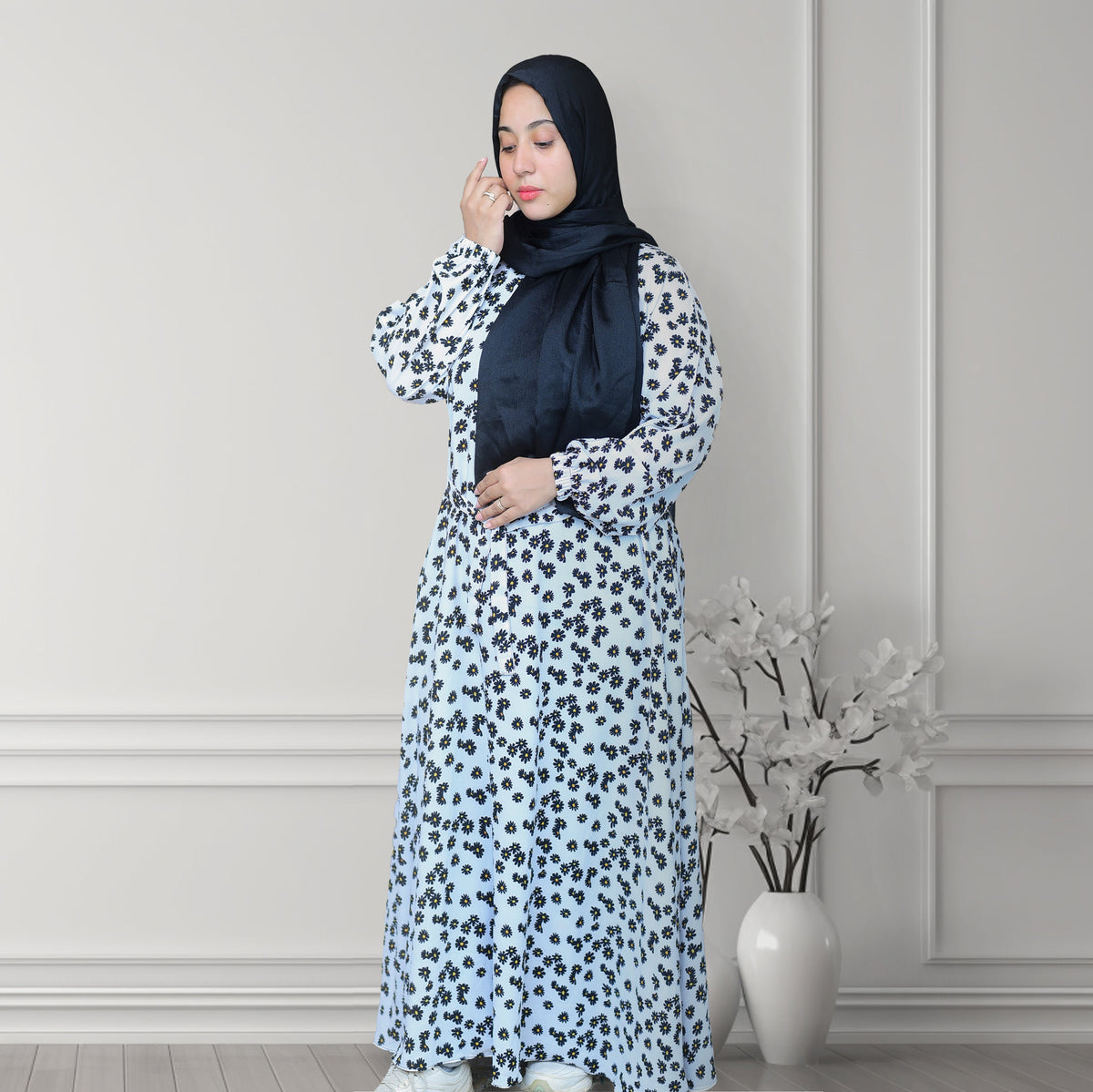 Bustangi Floral Abaya