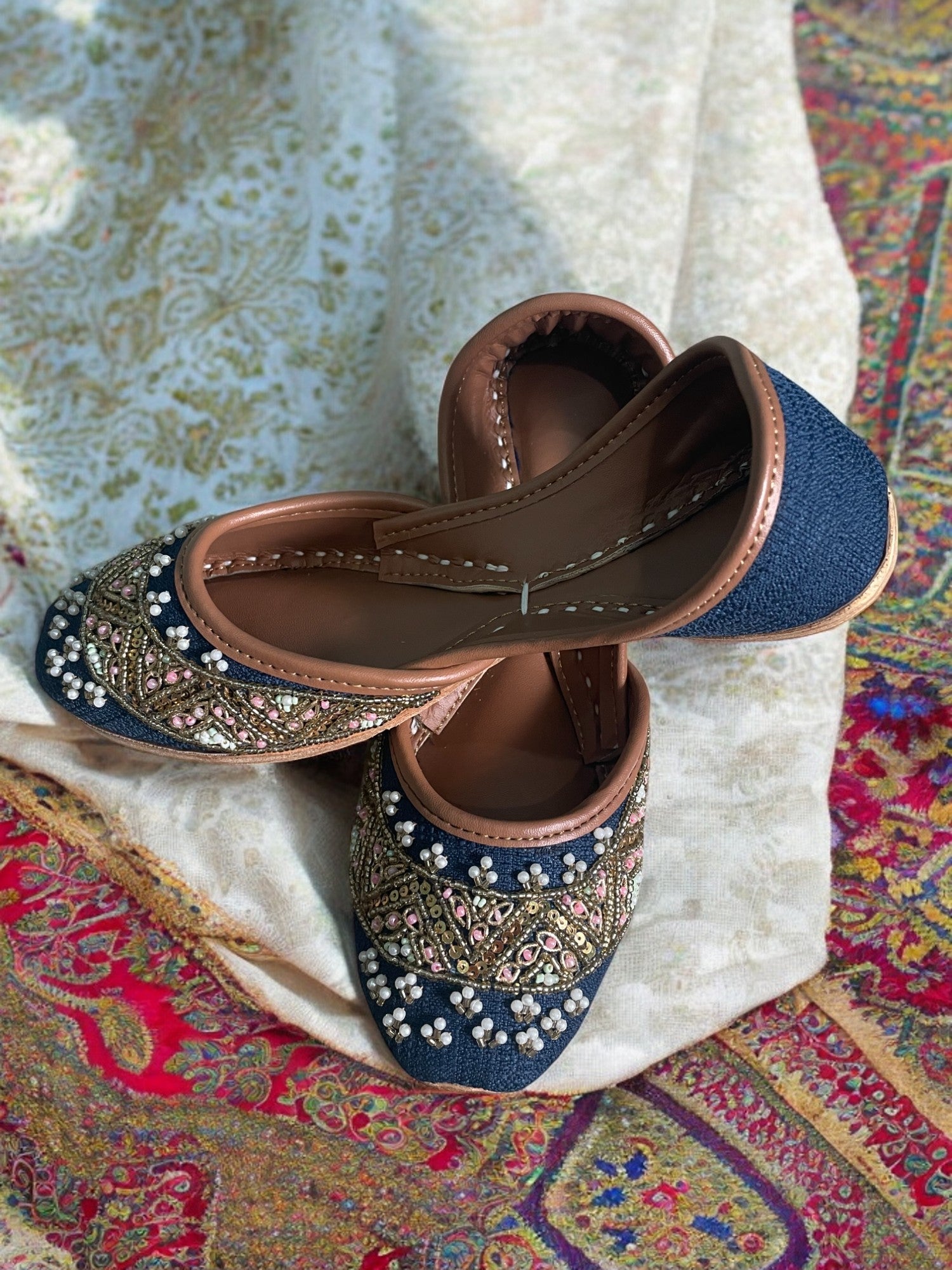 blue jutti flats