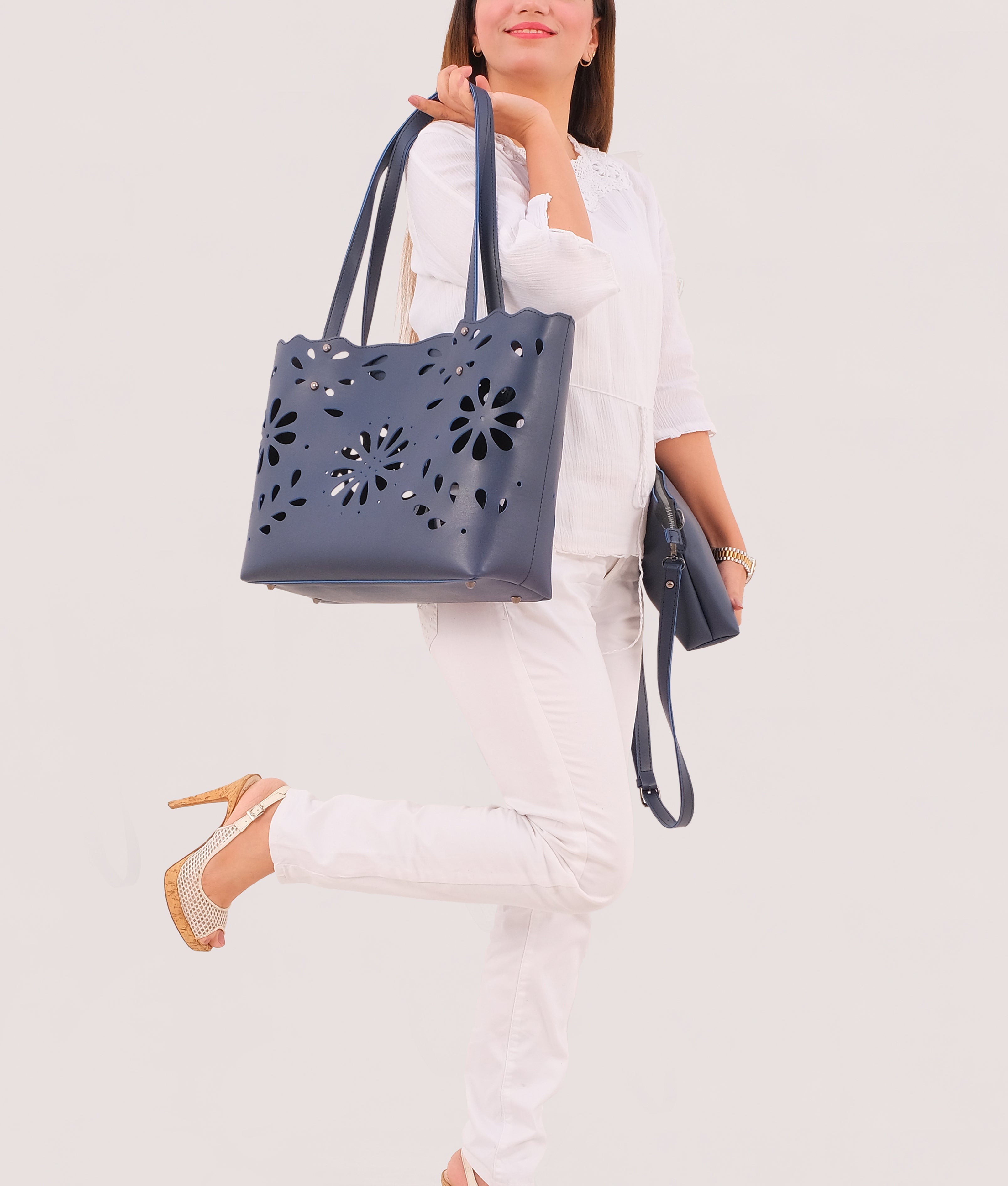 RTW Creation - Blue two-piece floral tote