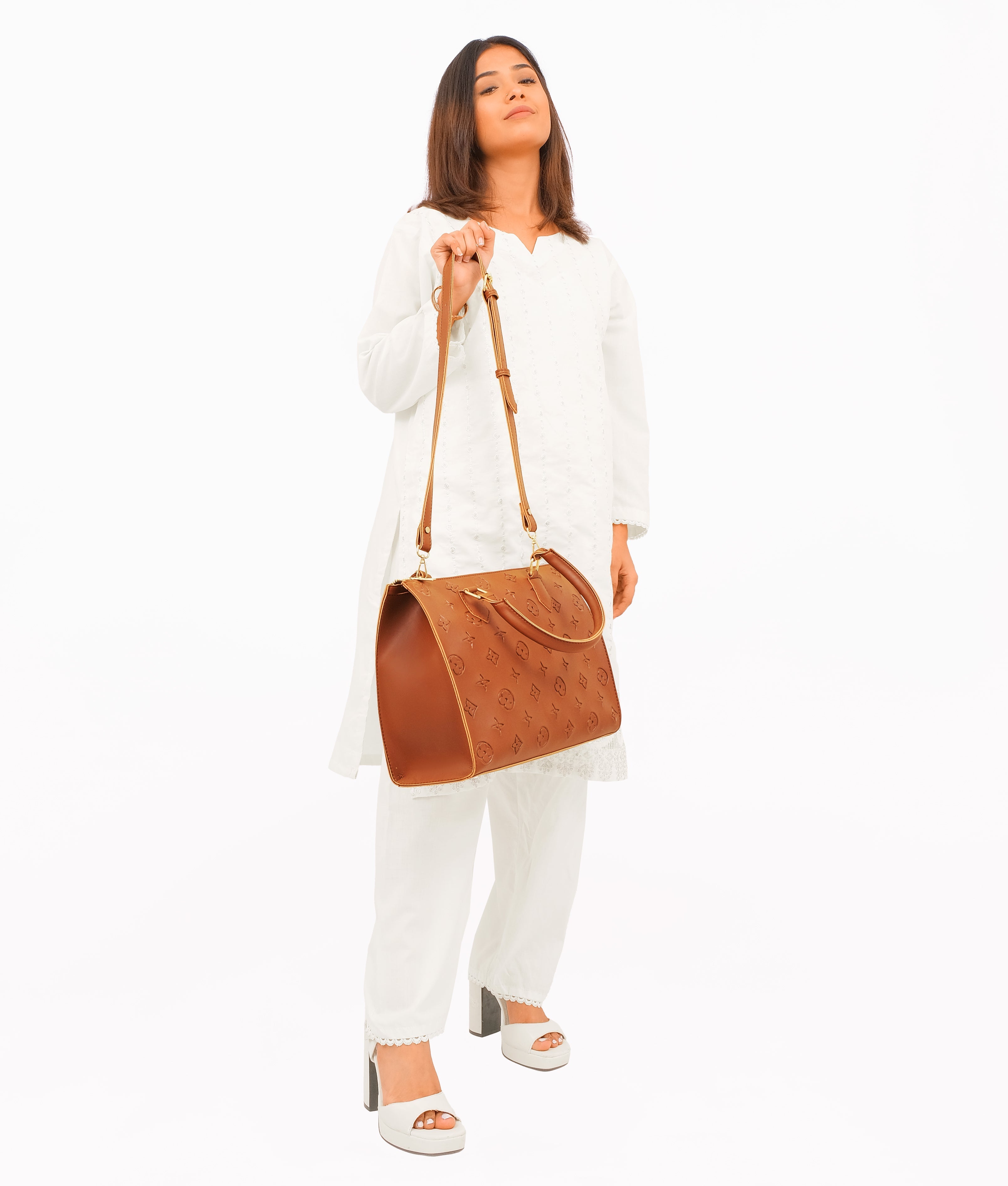 RTW Creation - Brown on-the-go handbag