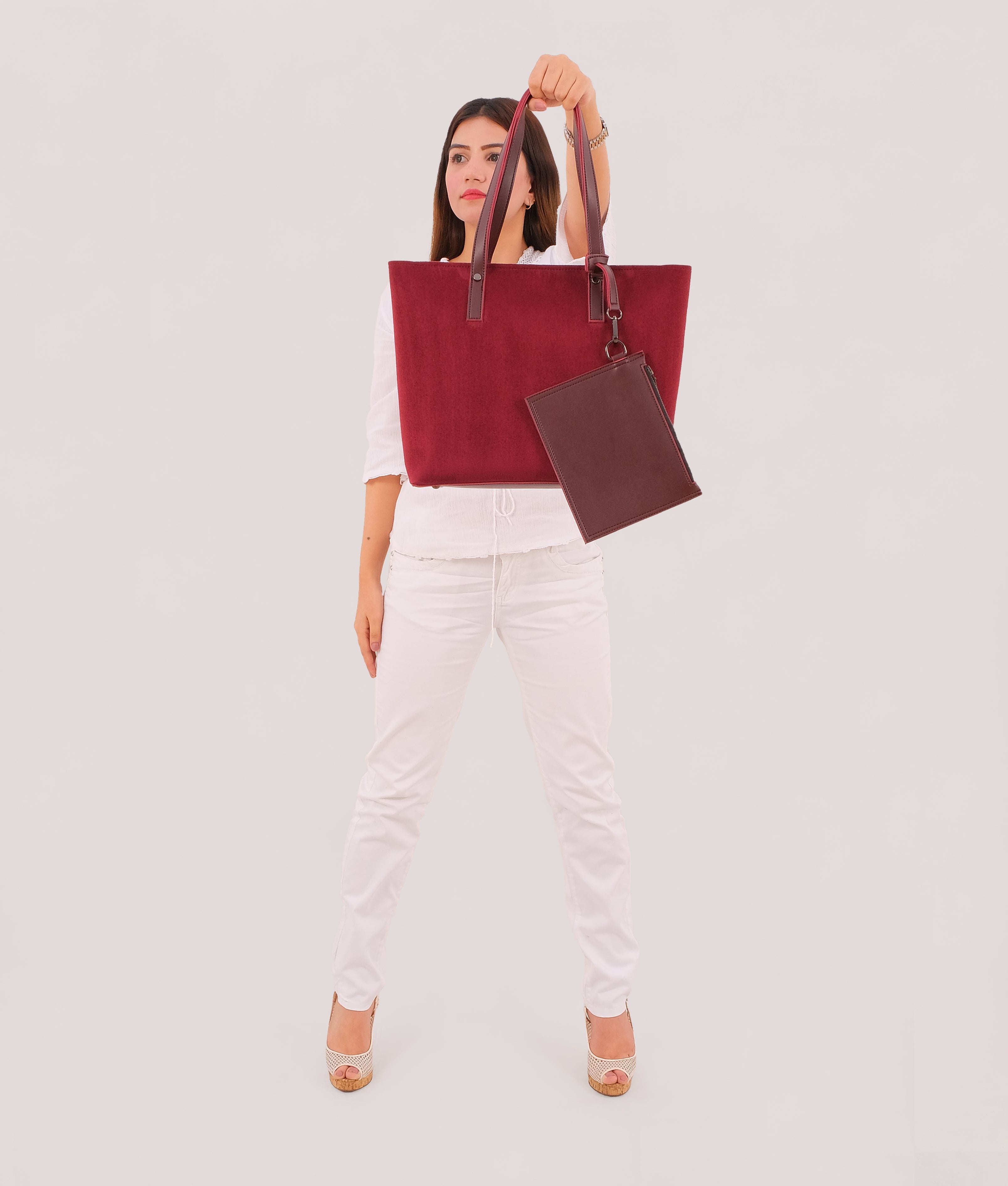 RTW Creation - Burgundy suede tote bag with detachable pouch