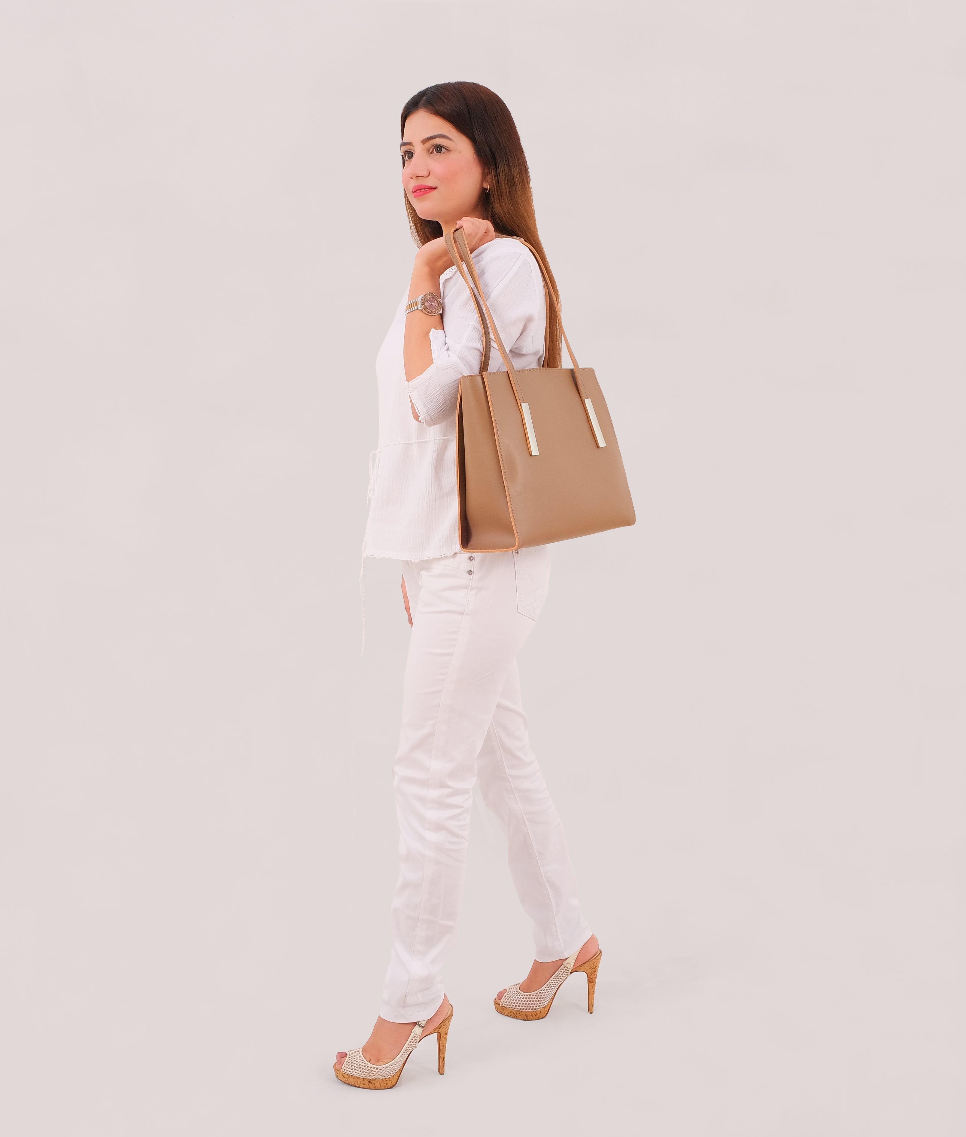 RTW Creation - Coffee zipper shoulder bag with long handle