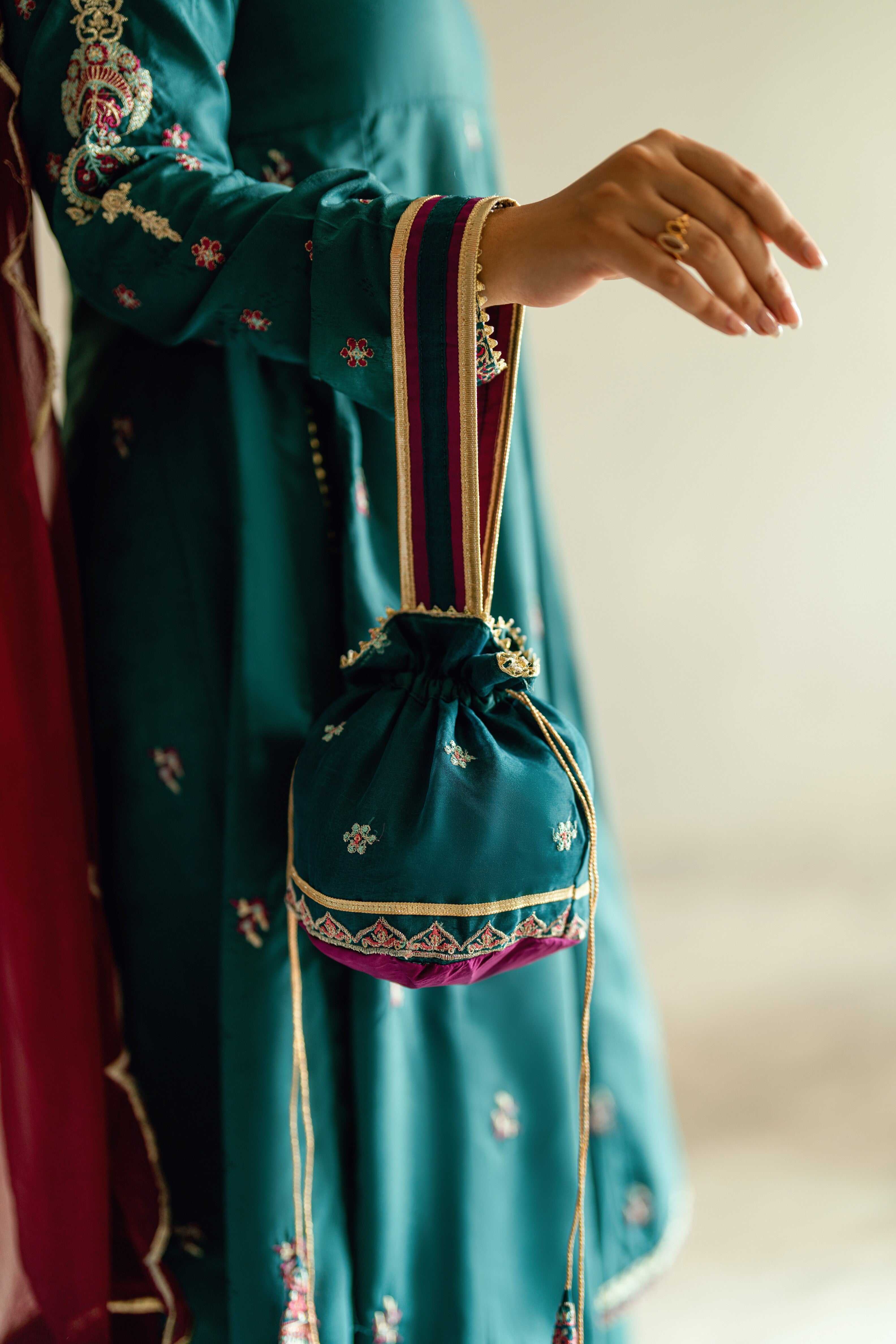 Baat Pakki Omal by Komal Stitched 3 Piece Dobby Collection'2025-Mahrukh