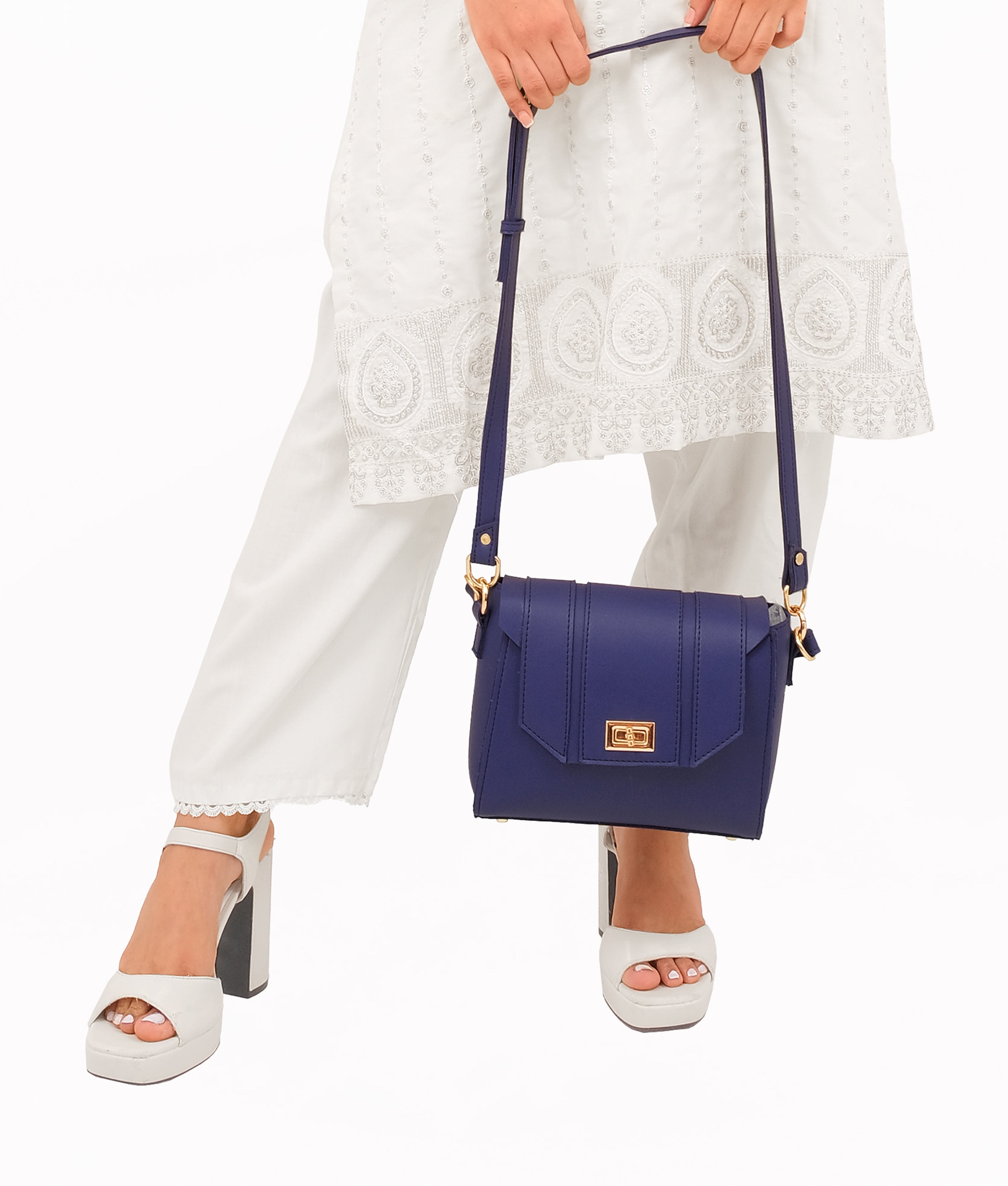 RTW Creation - Dark blue compact top-handle cross-body bag
