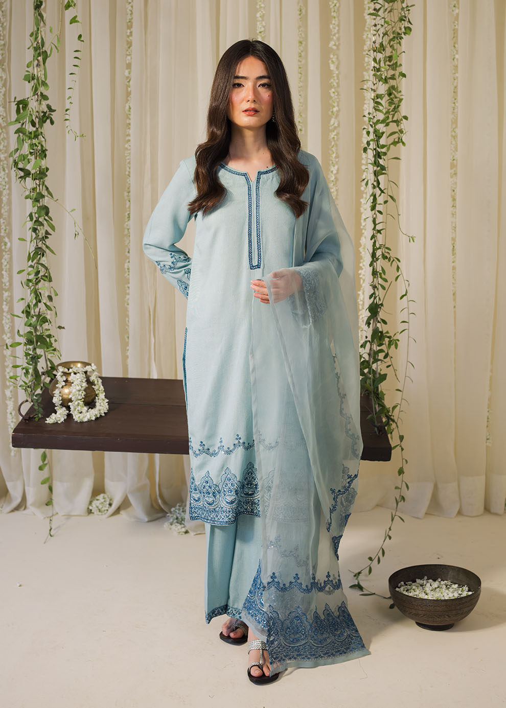 Chamak Dhamak By Pashma Khan Eid Collection'2025-Parizah