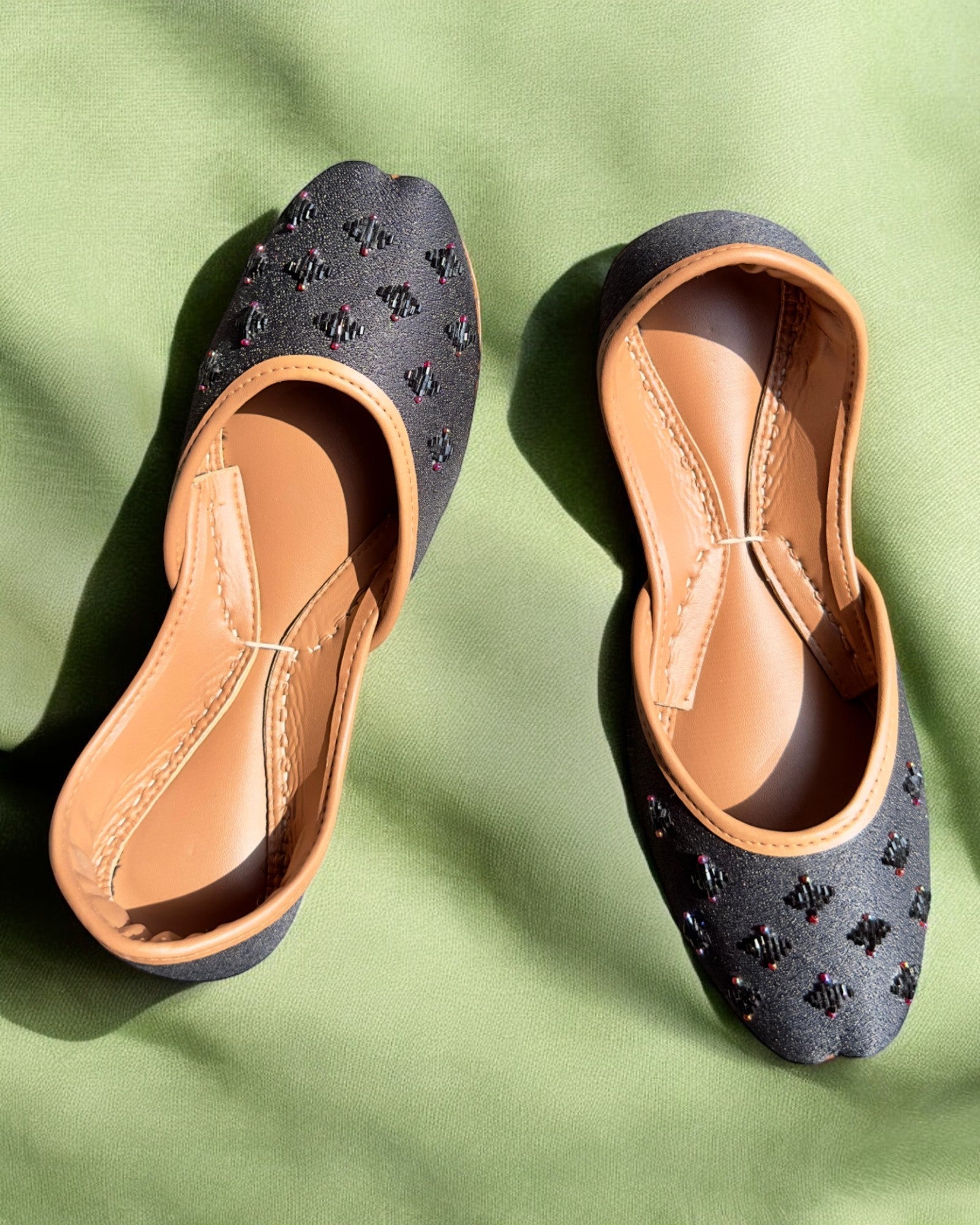 jutti black