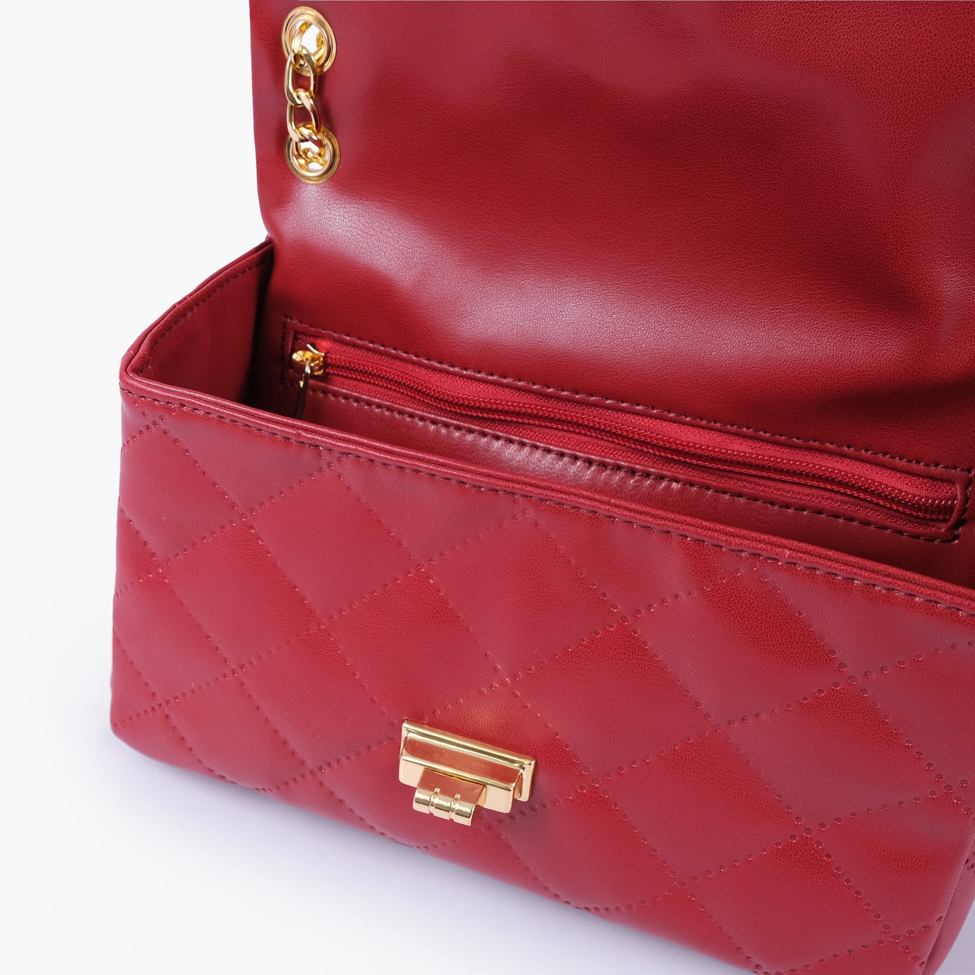 RTW Creation - Maroon quilted mini bag with chain