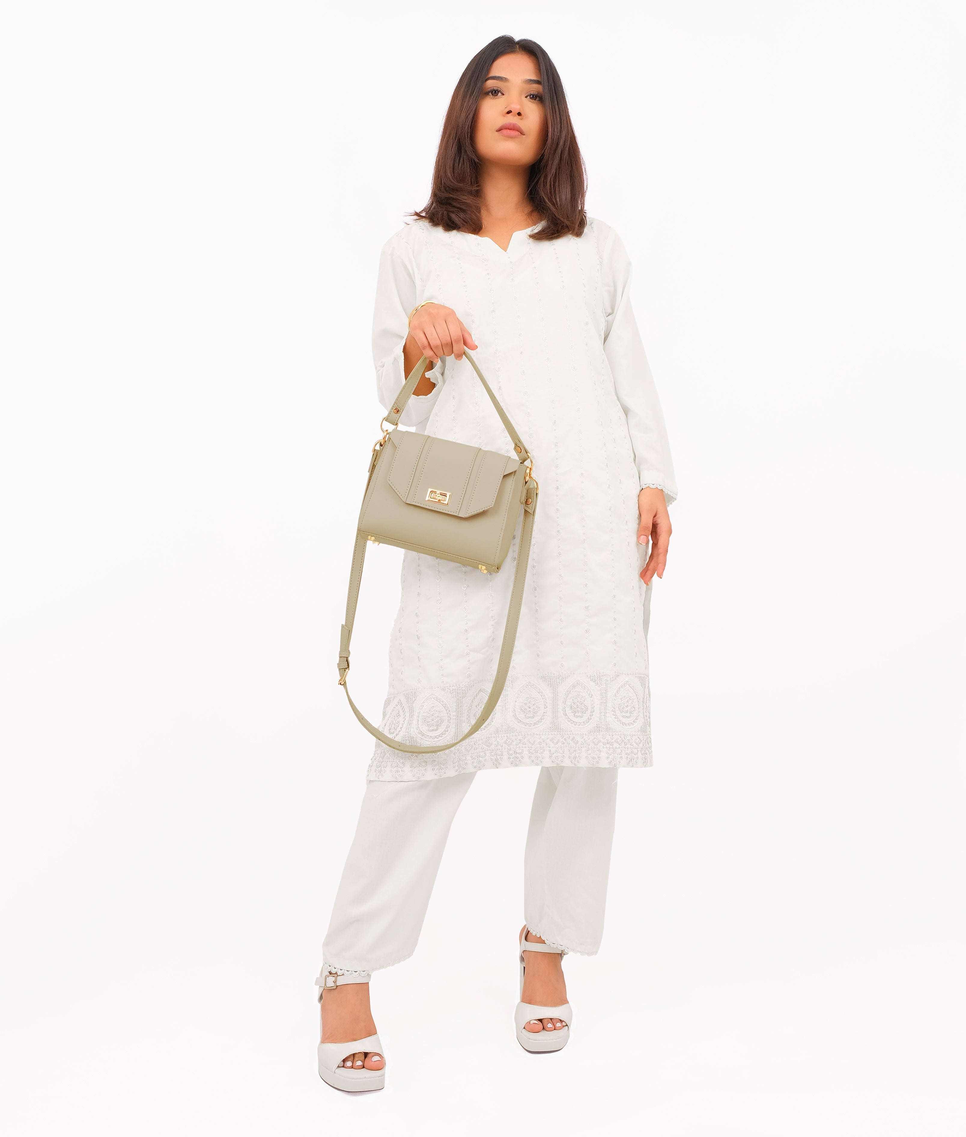 RTW Creation - Off-white compact top-handle cross-body bag