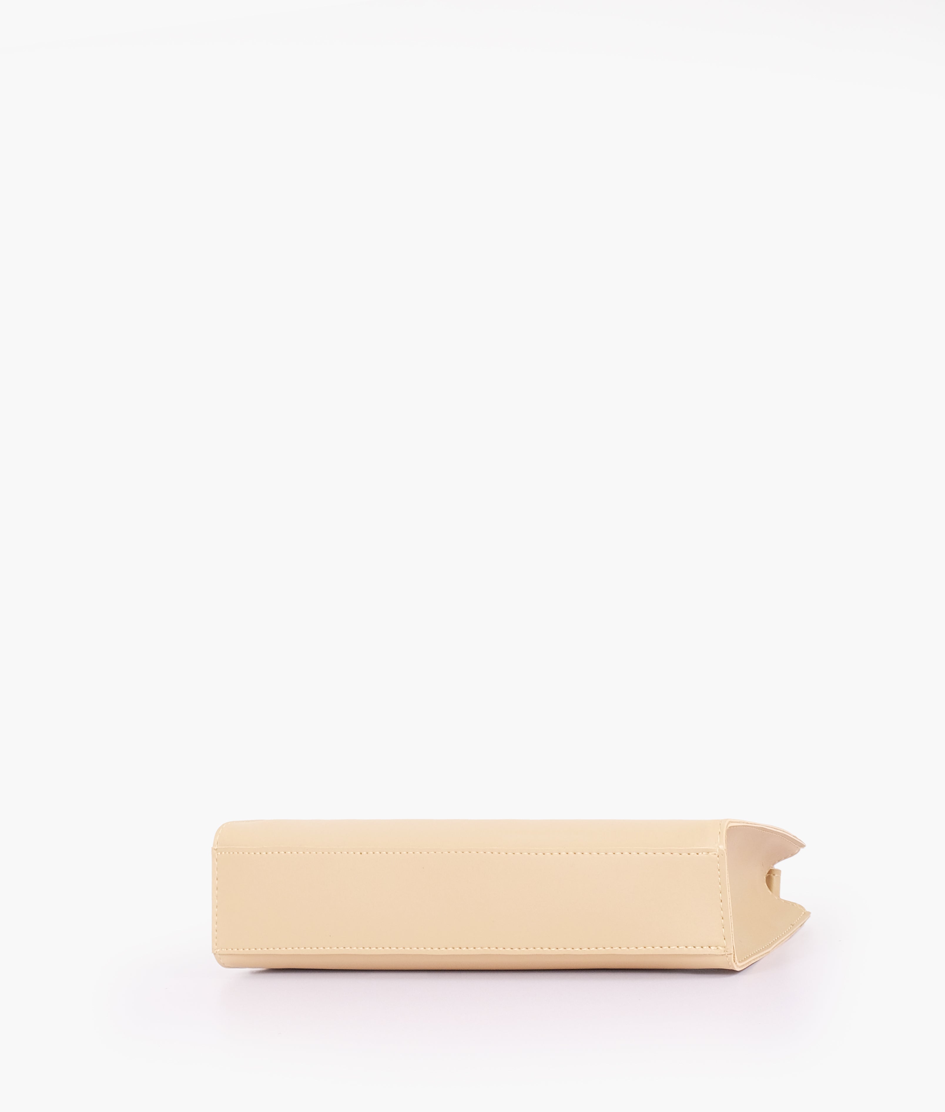RTW Creation - Off-white elongated chain handle purse