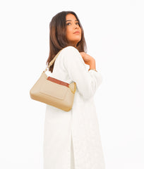 RTW Creation - Off-white hobo evening bag
