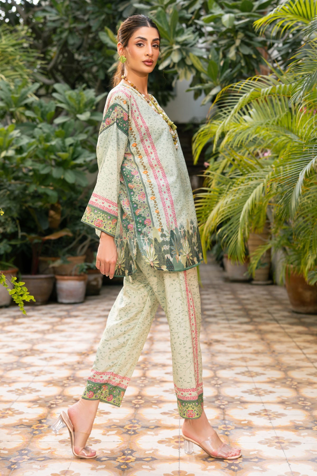 Shomi nairah